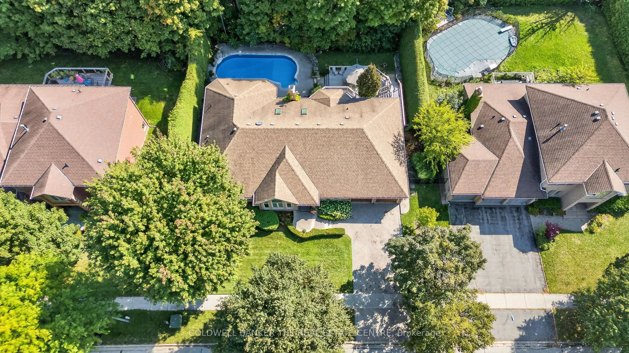 6 Falling Leaf Court