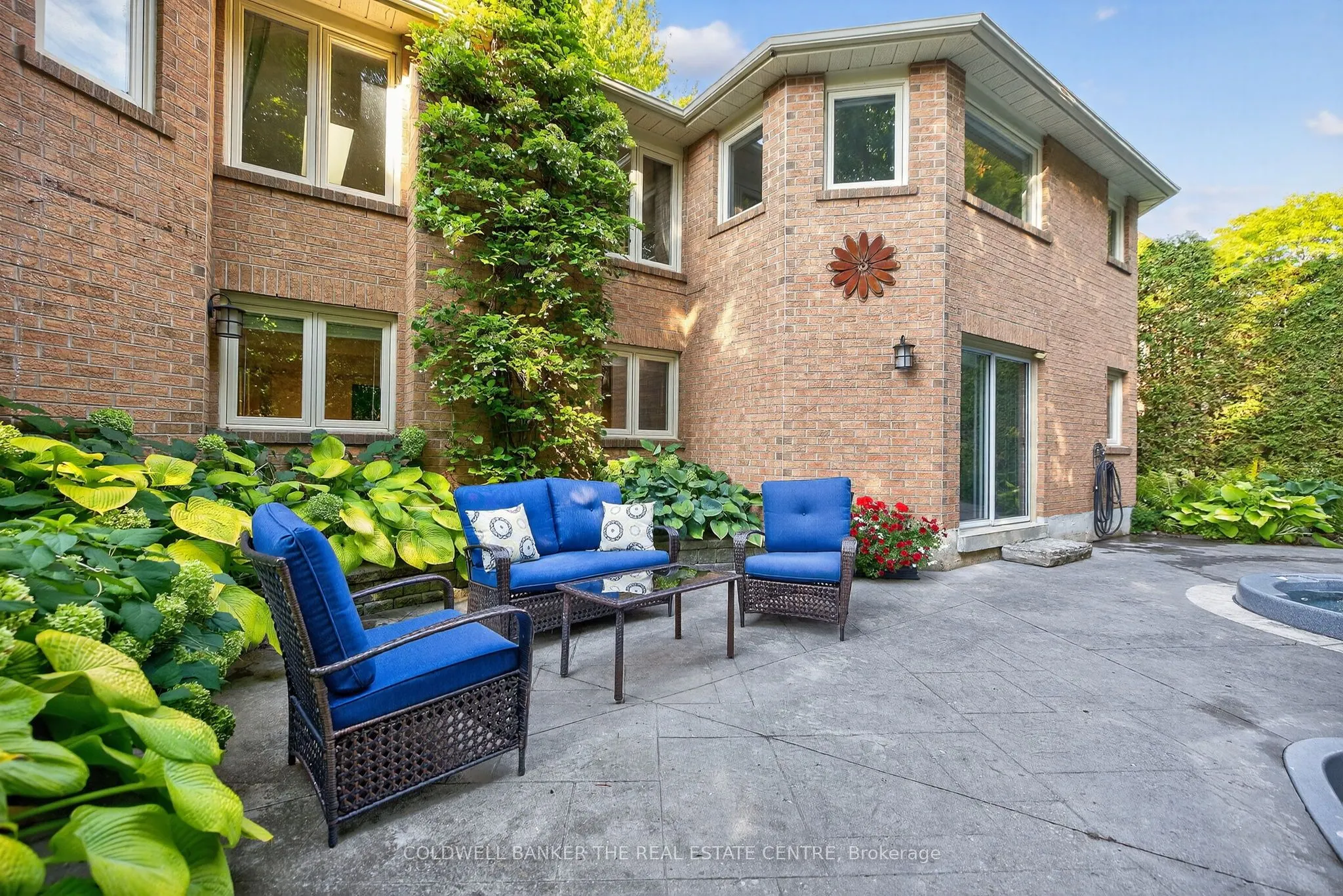 6 Falling Leaf Court