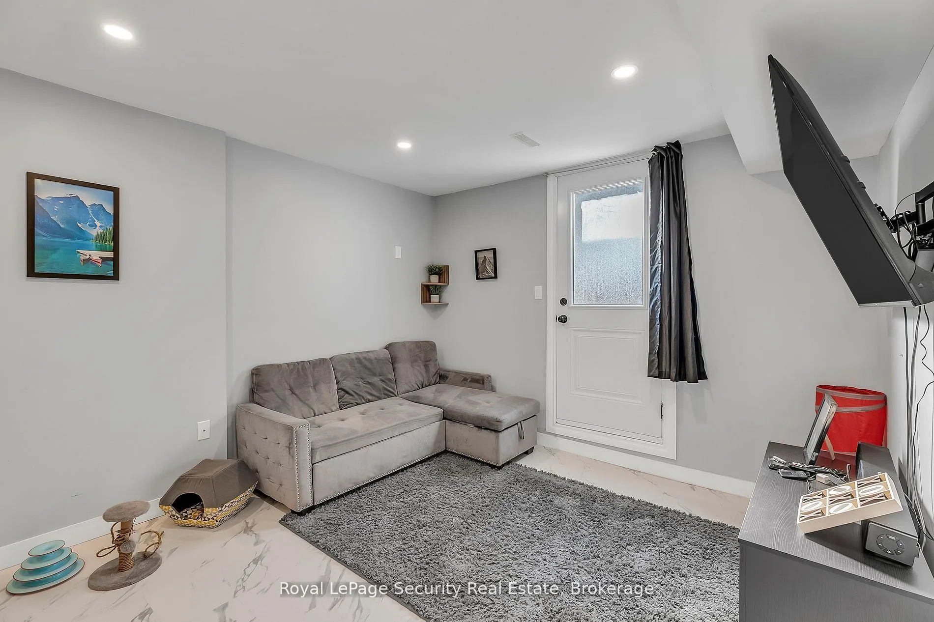 479 Britannia Avenue