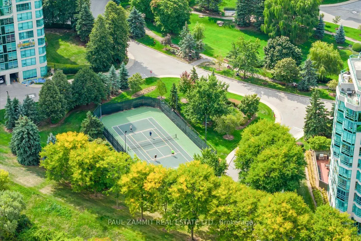 7905 Bayview Avenue, #222