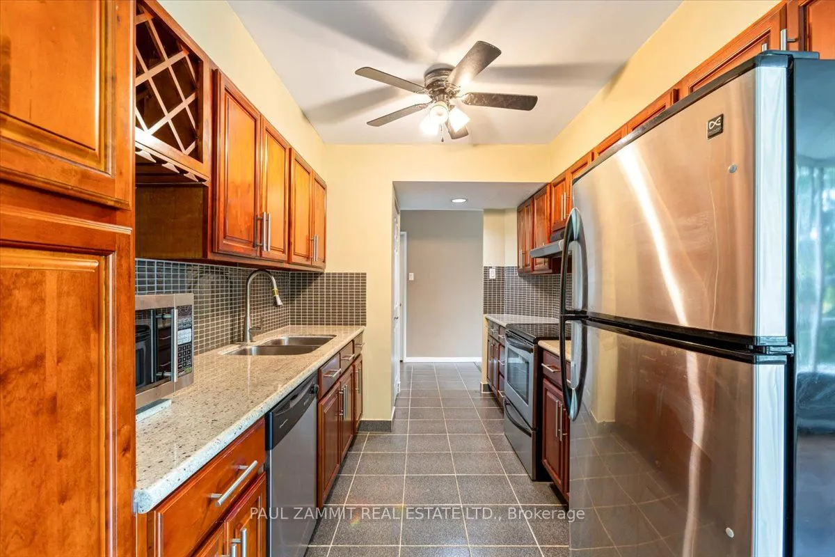 7905 Bayview Avenue, #222