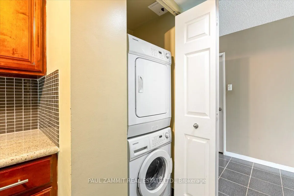 7905 Bayview Avenue, #222