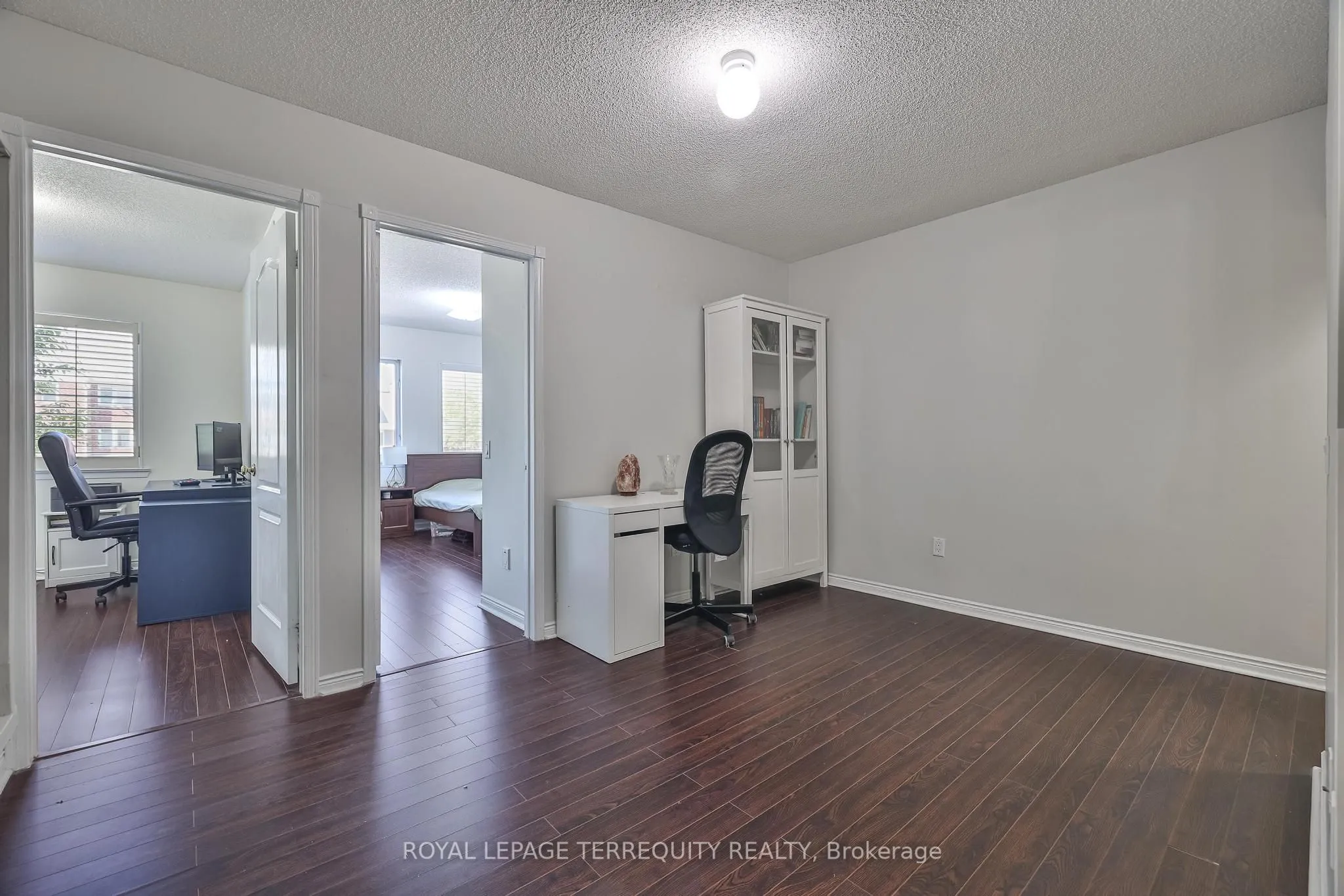 900 Steeles Avenue W, #105
