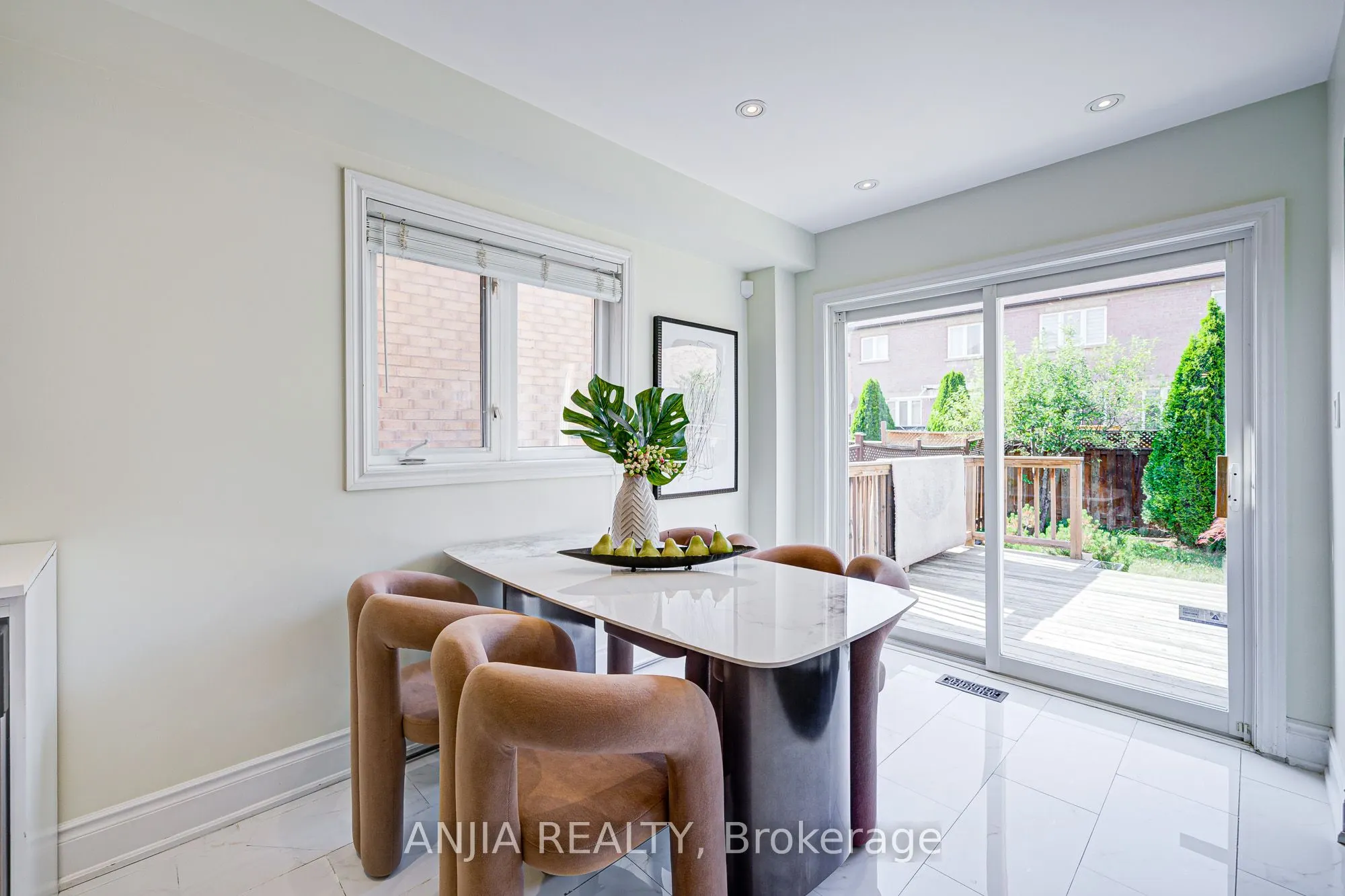 74 Weatherill Road
