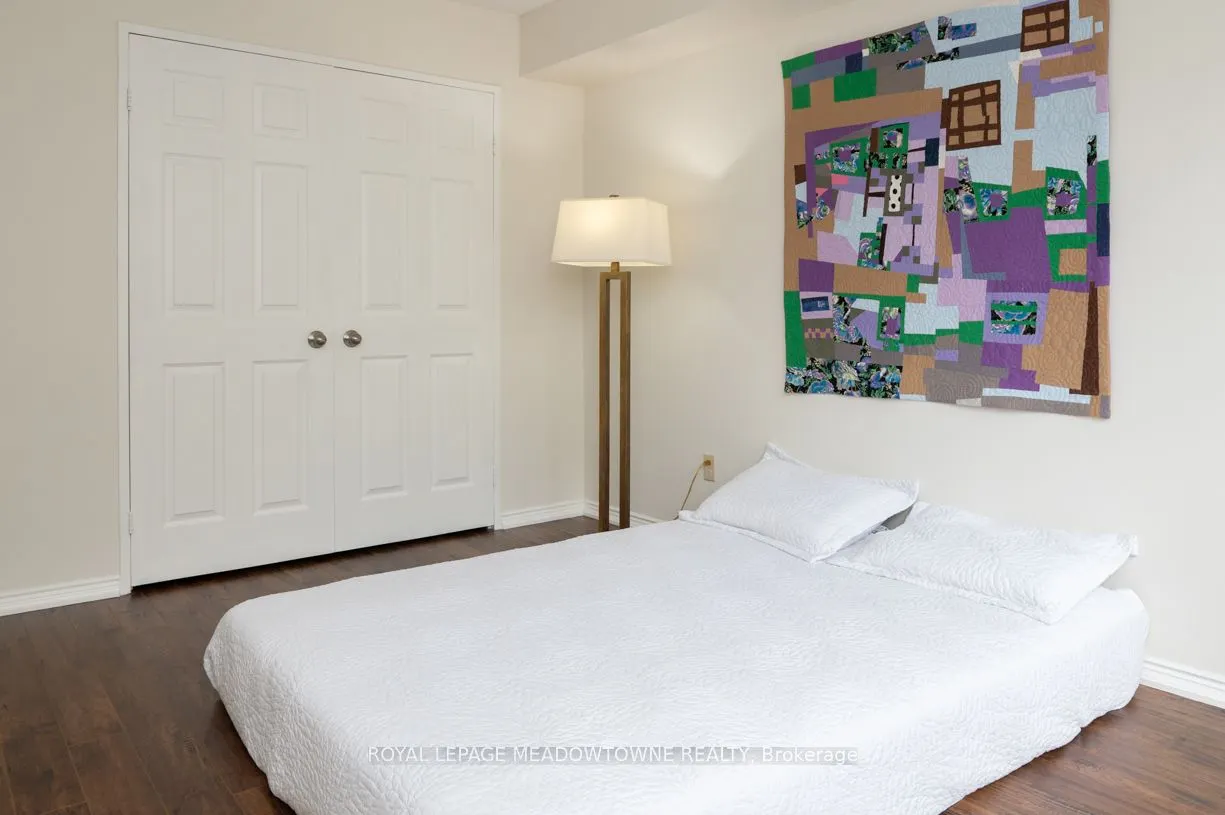 14924 Yonge Street, #201