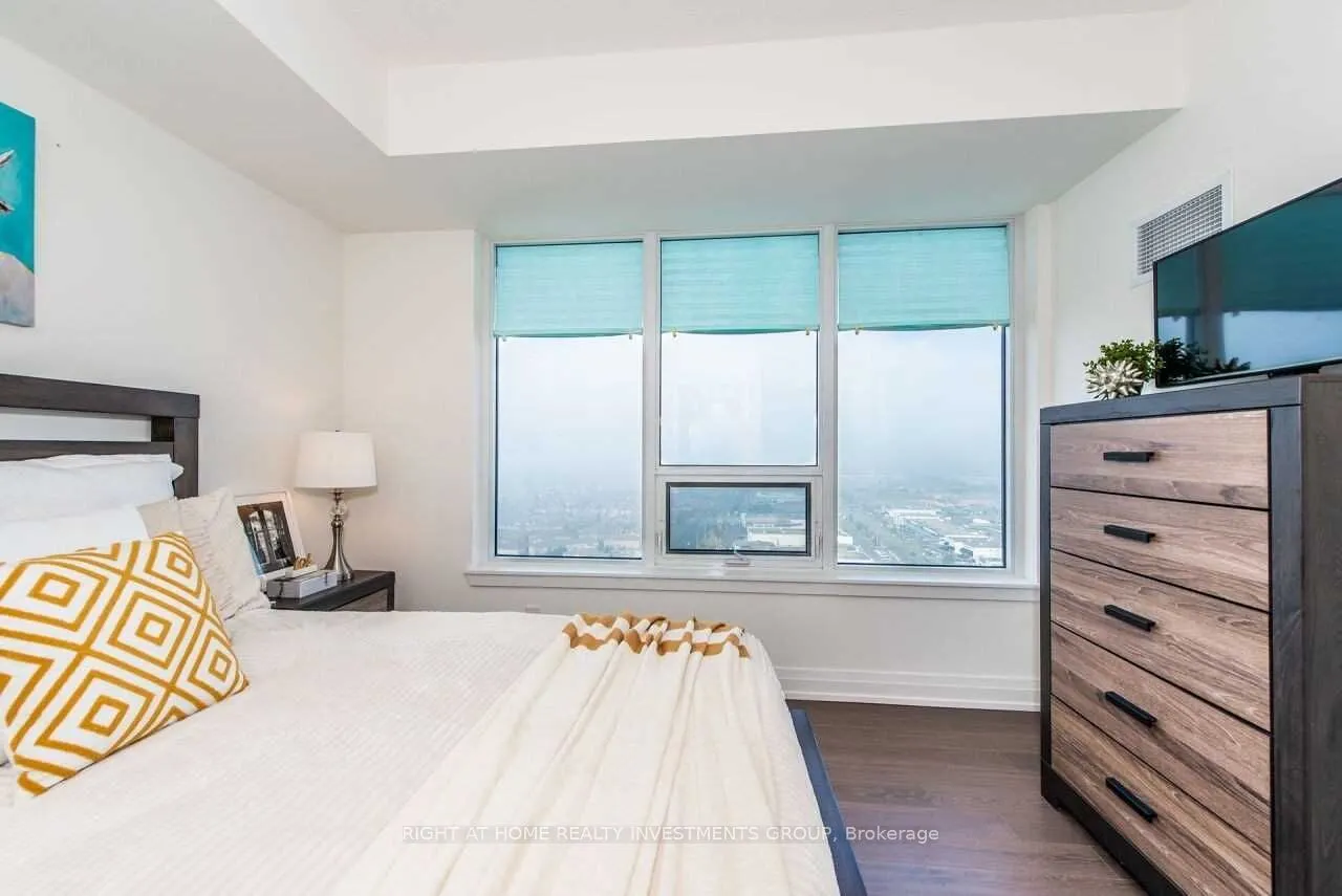 3700 Highway 7 Road, #2711