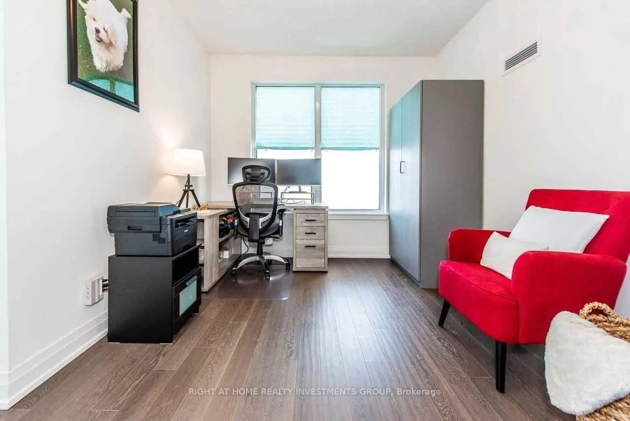 3700 Highway 7 Road, #2711