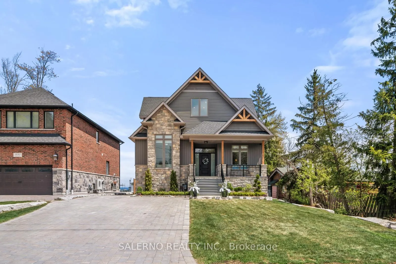 1889 Simcoe Boulevard