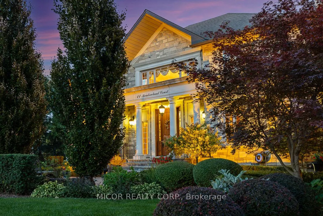 11 Meadowland Court