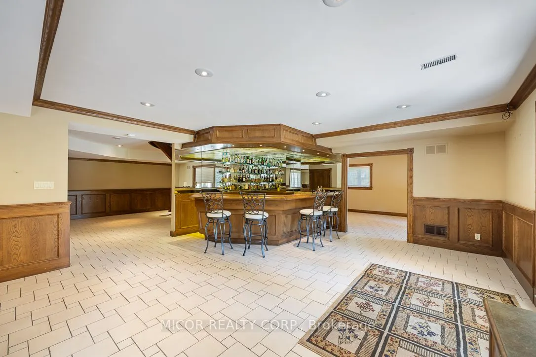 11 Meadowland Court