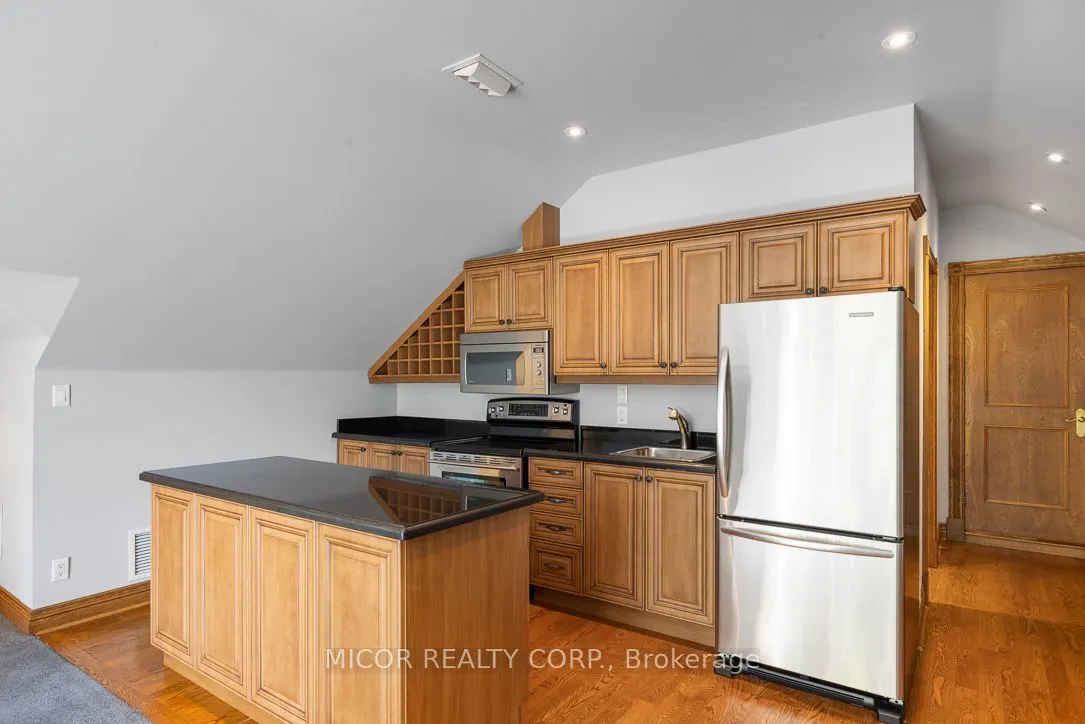 11 Meadowland Court