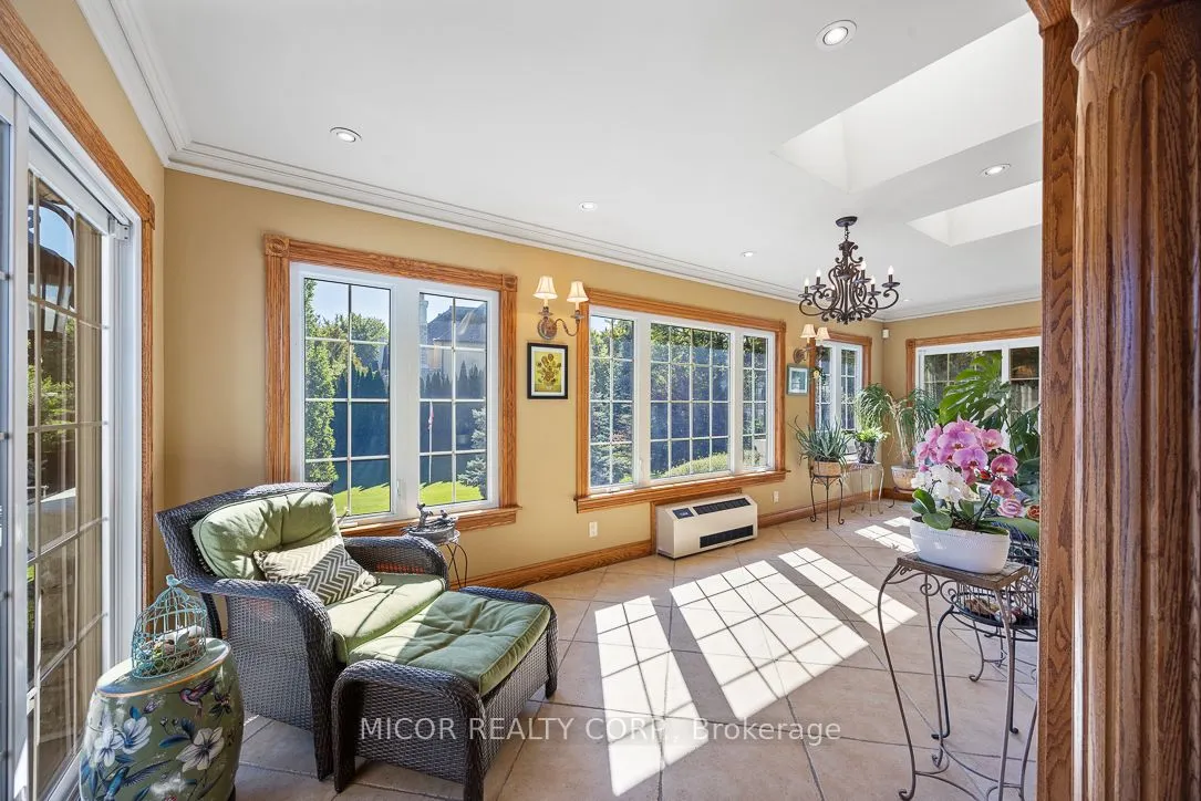 11 Meadowland Court