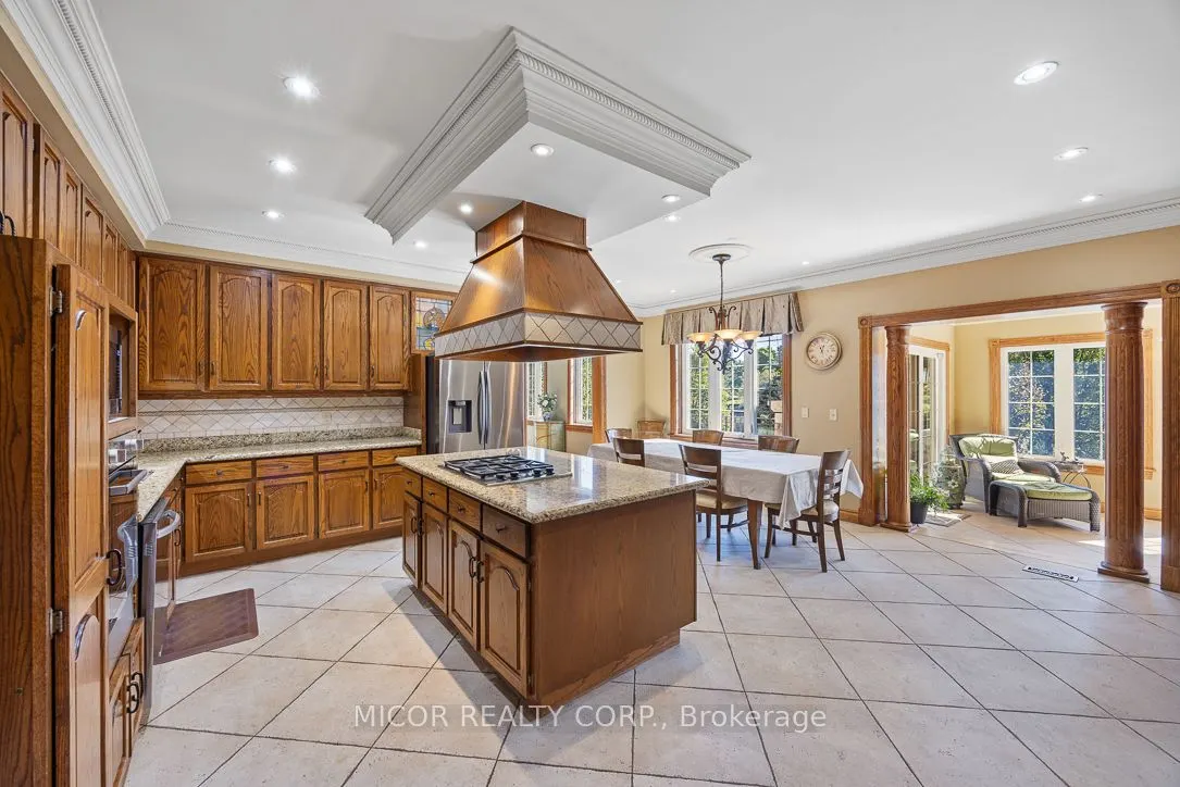 11 Meadowland Court