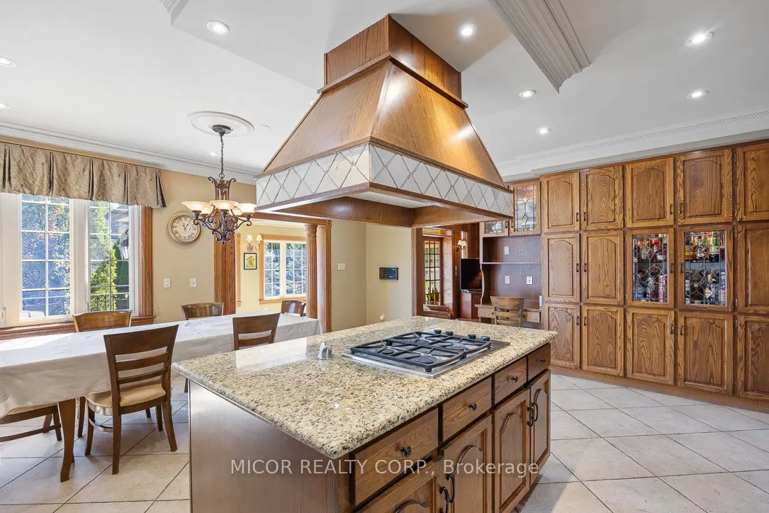 11 Meadowland Court