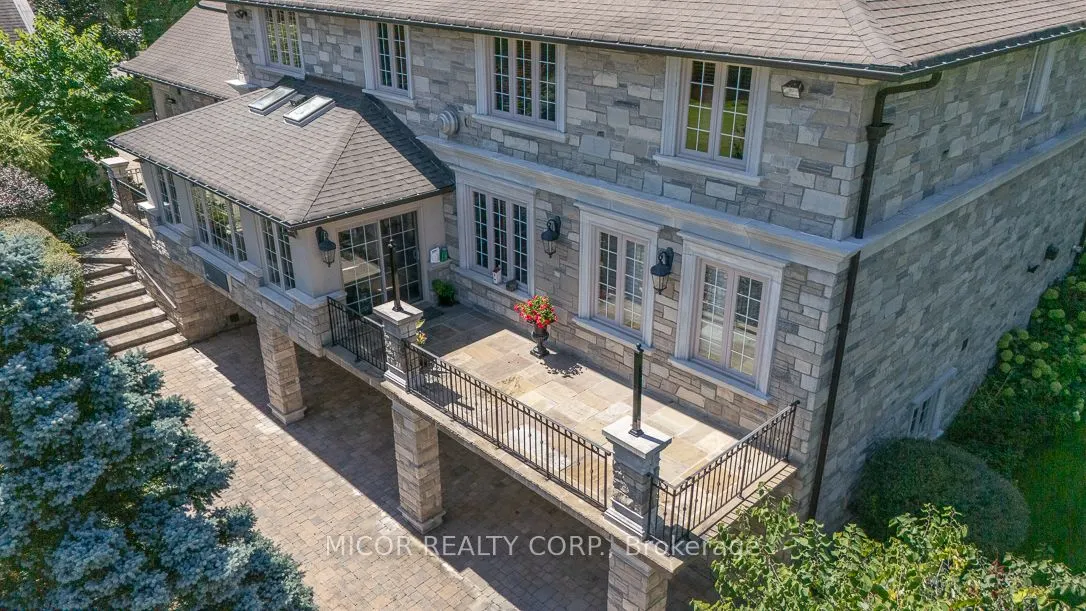11 Meadowland Court