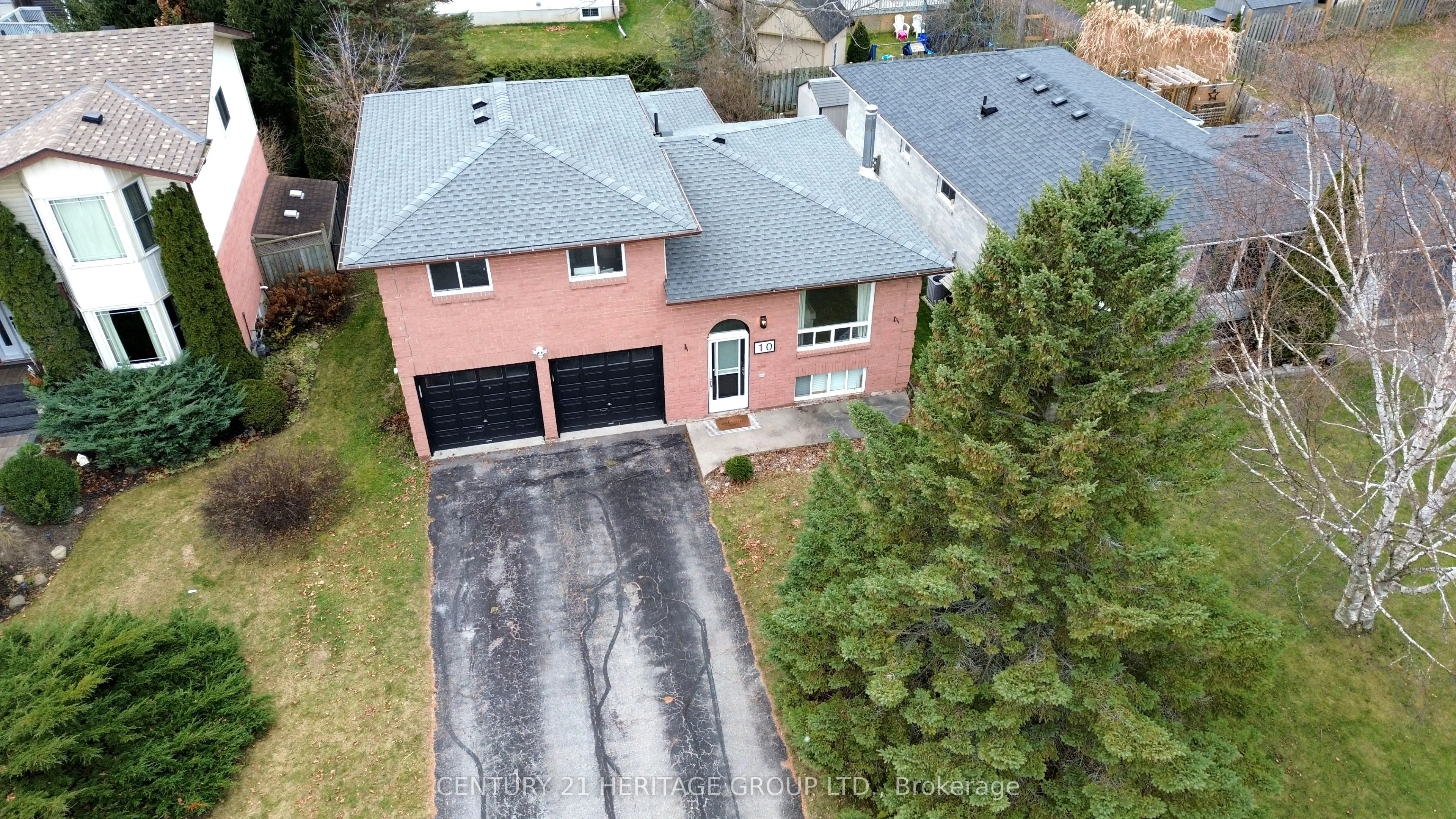 10 Hawkins Street