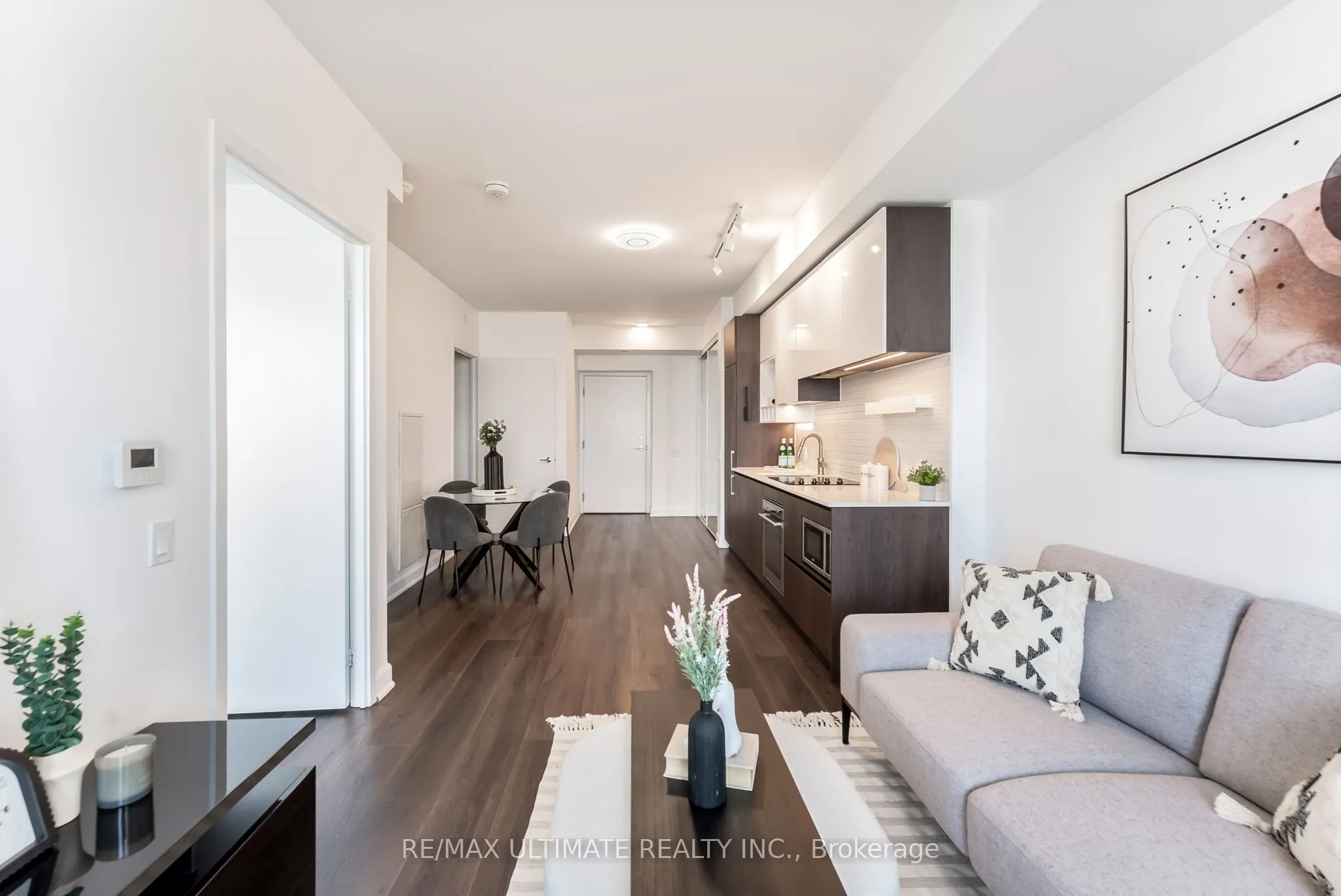 950 Portage Parkway, #4801