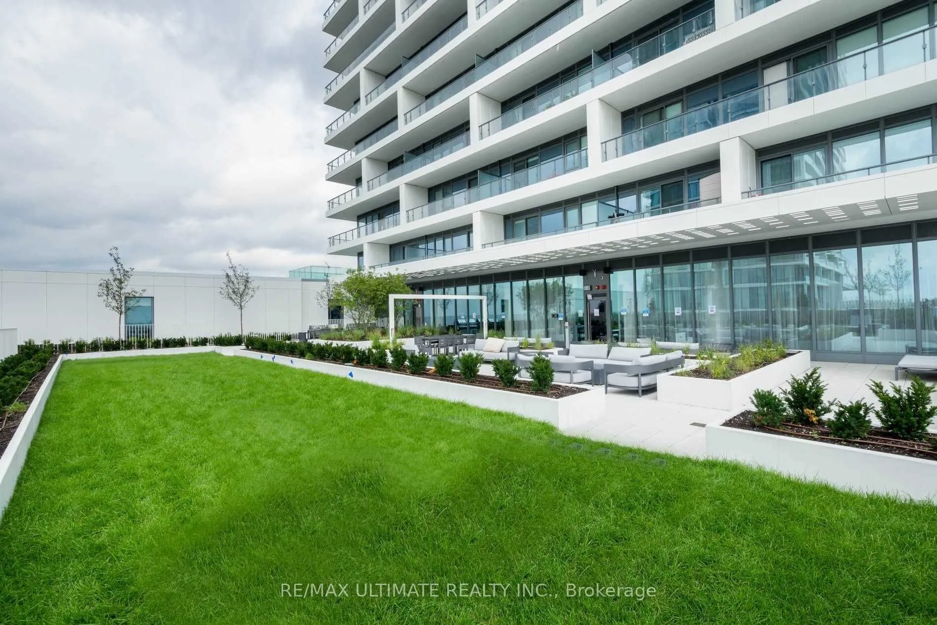950 Portage Parkway, #4801