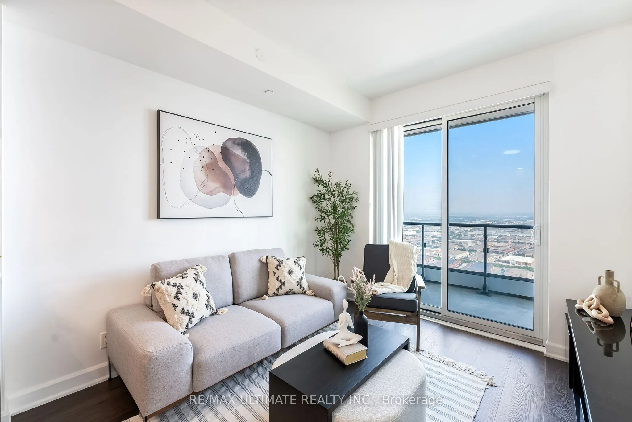 950 Portage Parkway, #4801