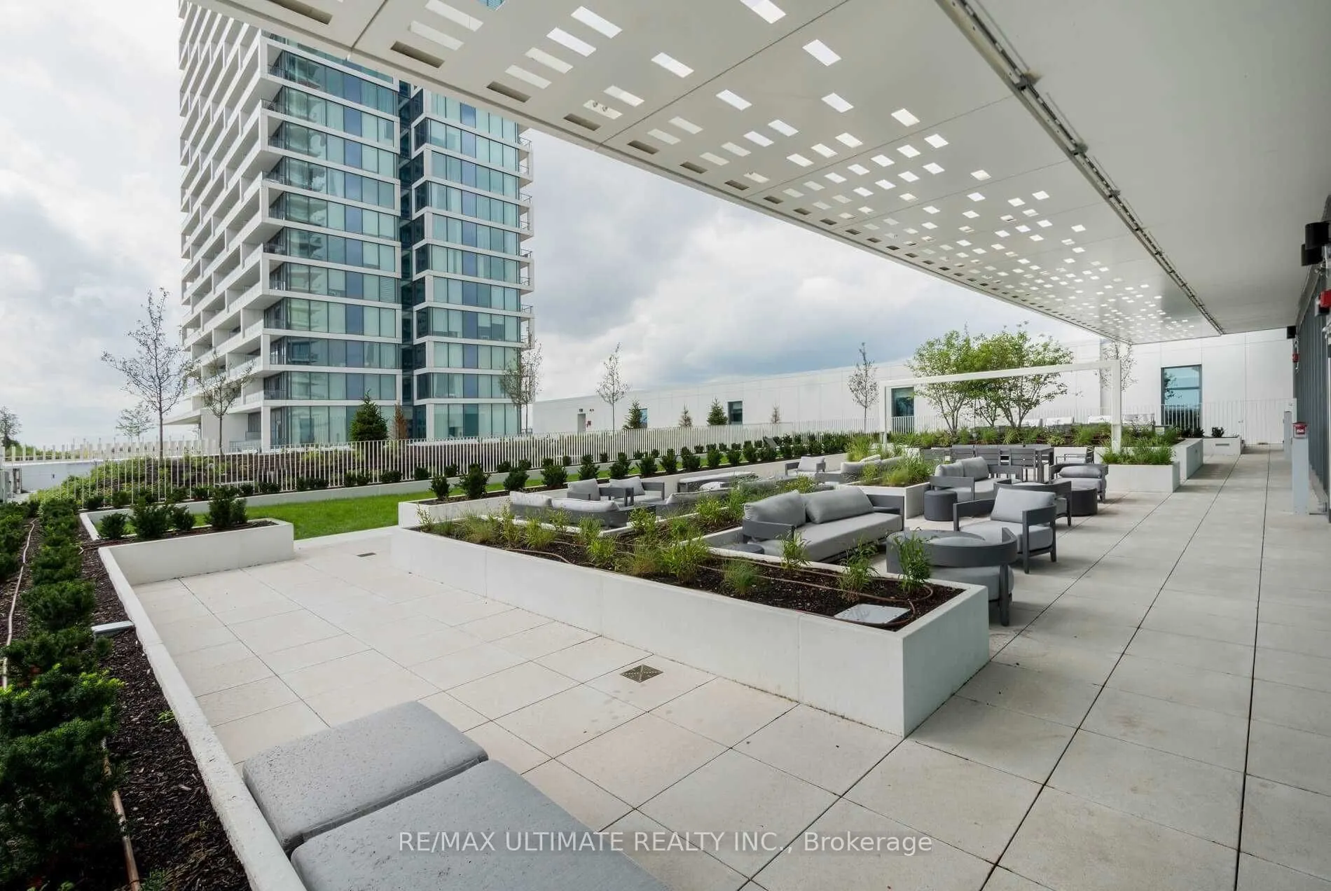 950 Portage Parkway, #4801