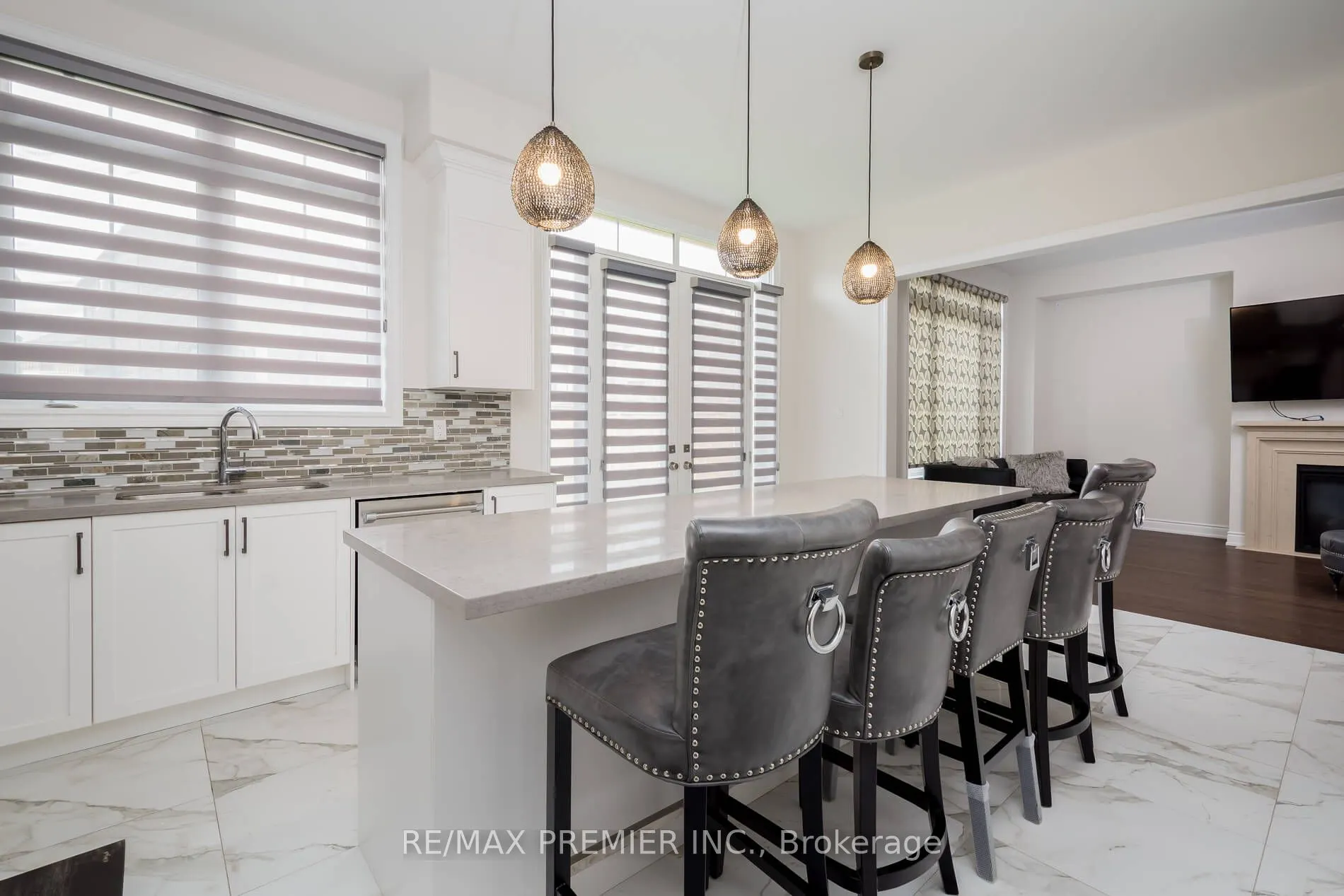 115 Rotondo Crescent
