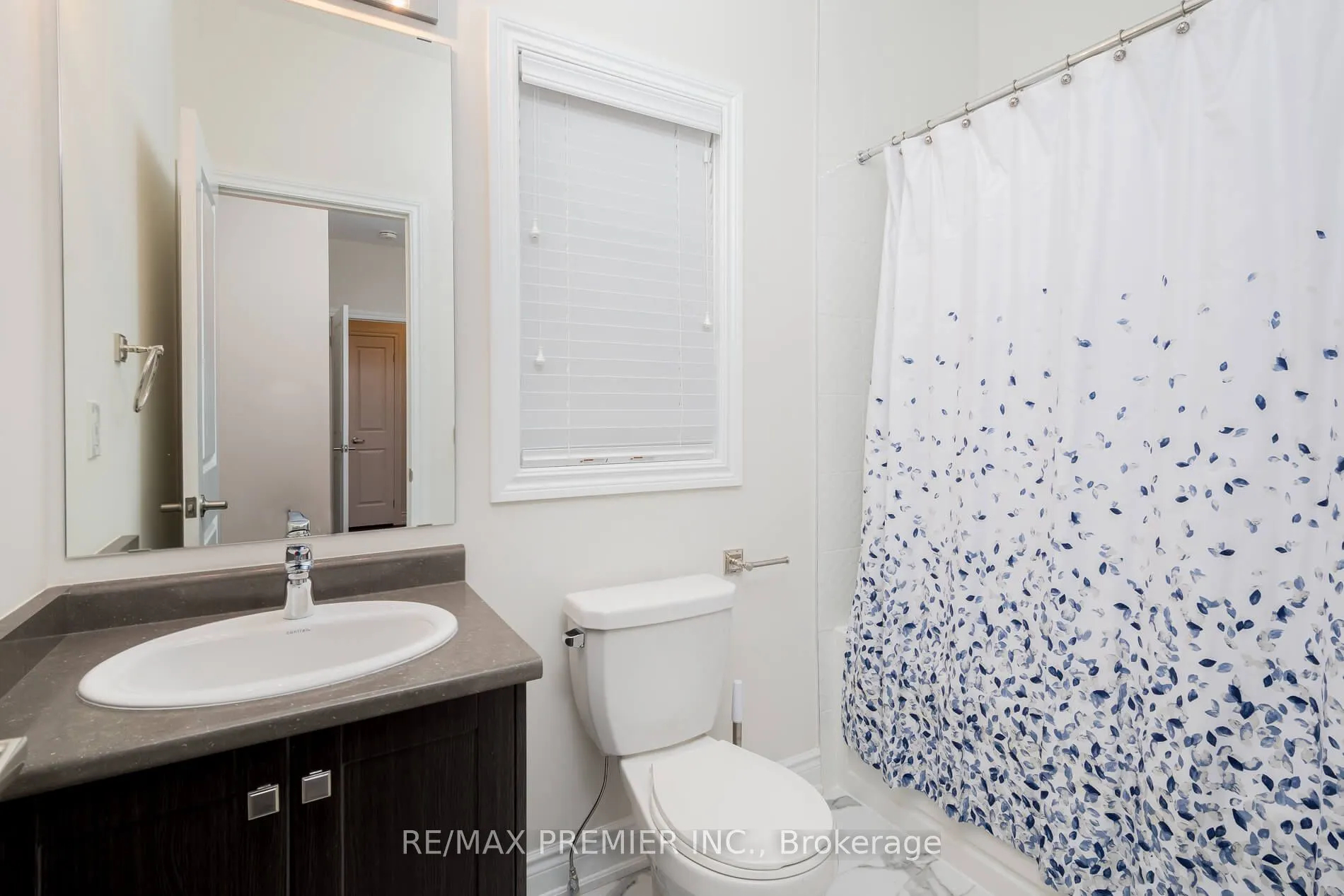 115 Rotondo Crescent