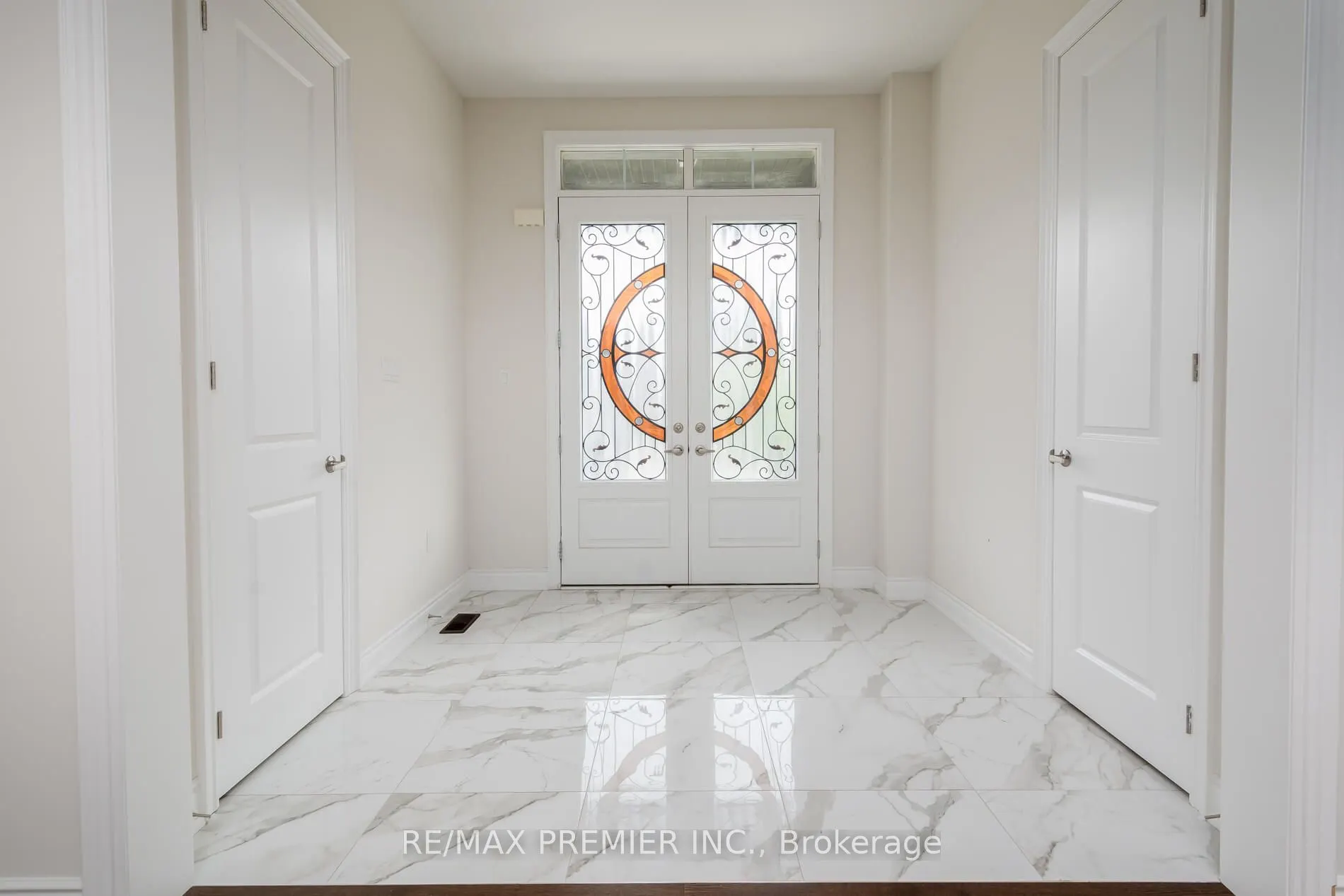 115 Rotondo Crescent