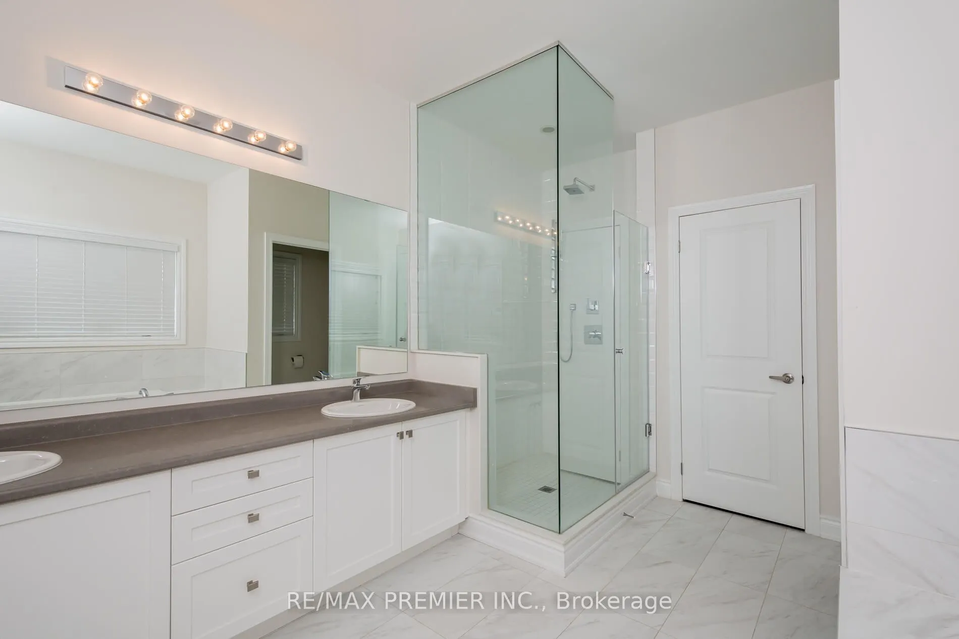 115 Rotondo Crescent