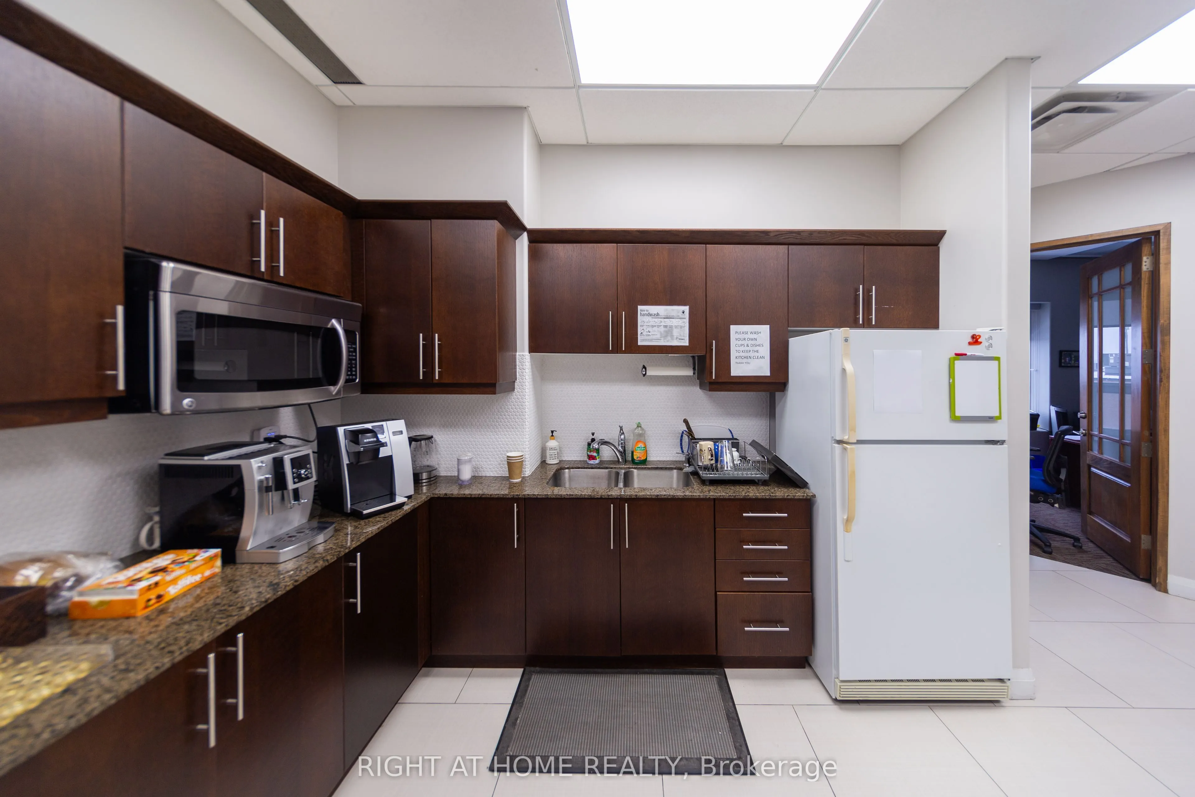 636 Edward Avenue, #14