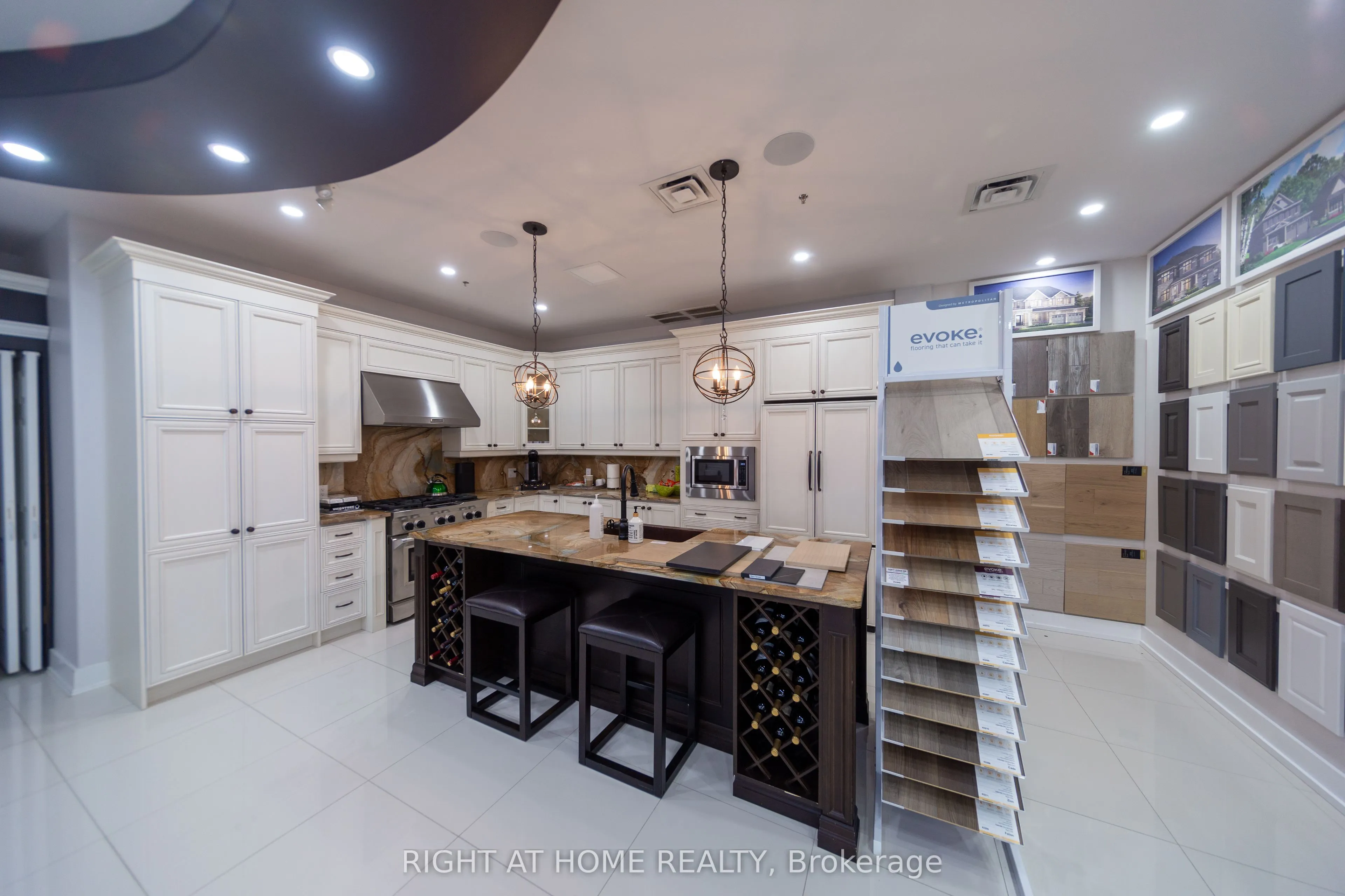 636 Edward Avenue, #14