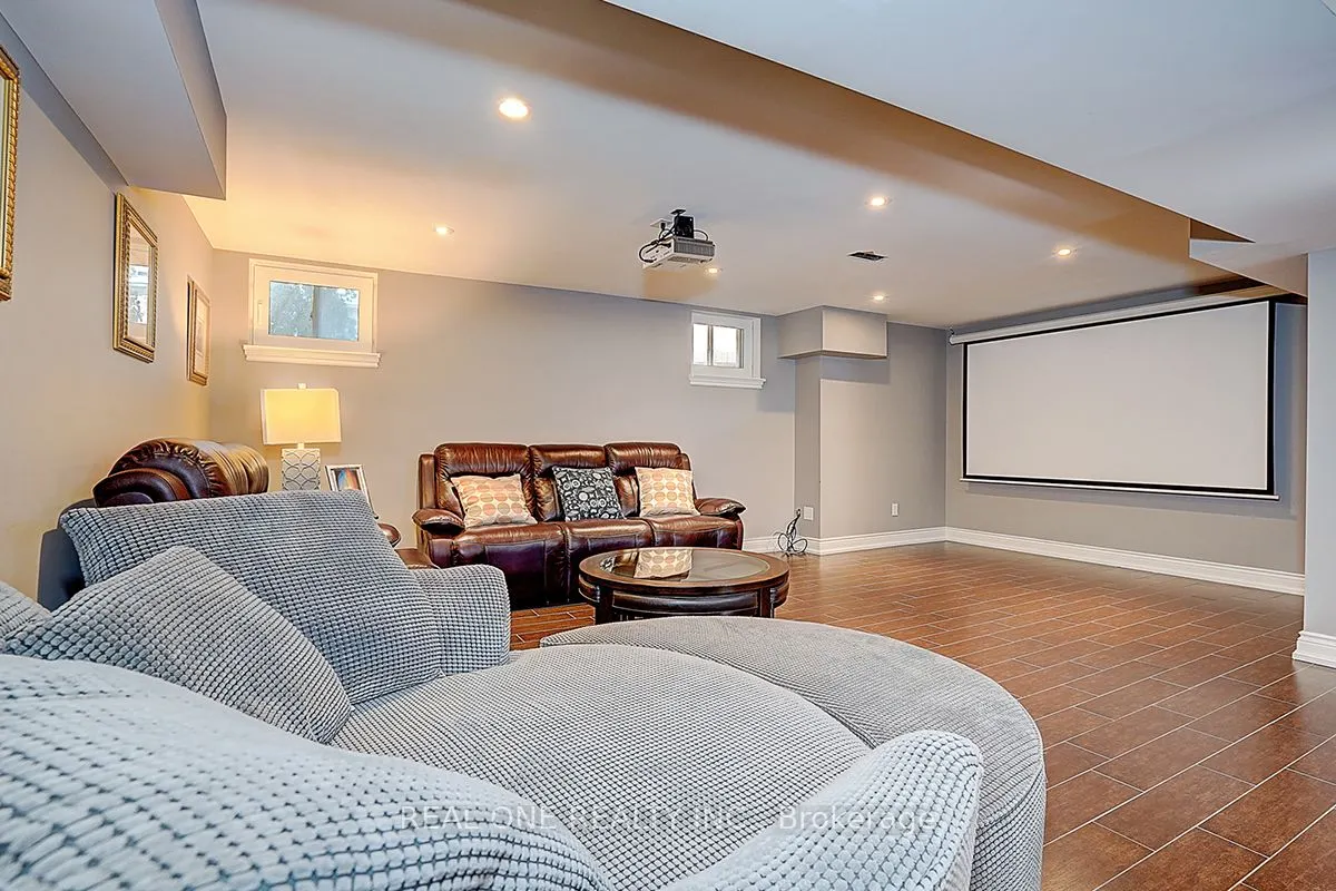 19 Anglin Drive