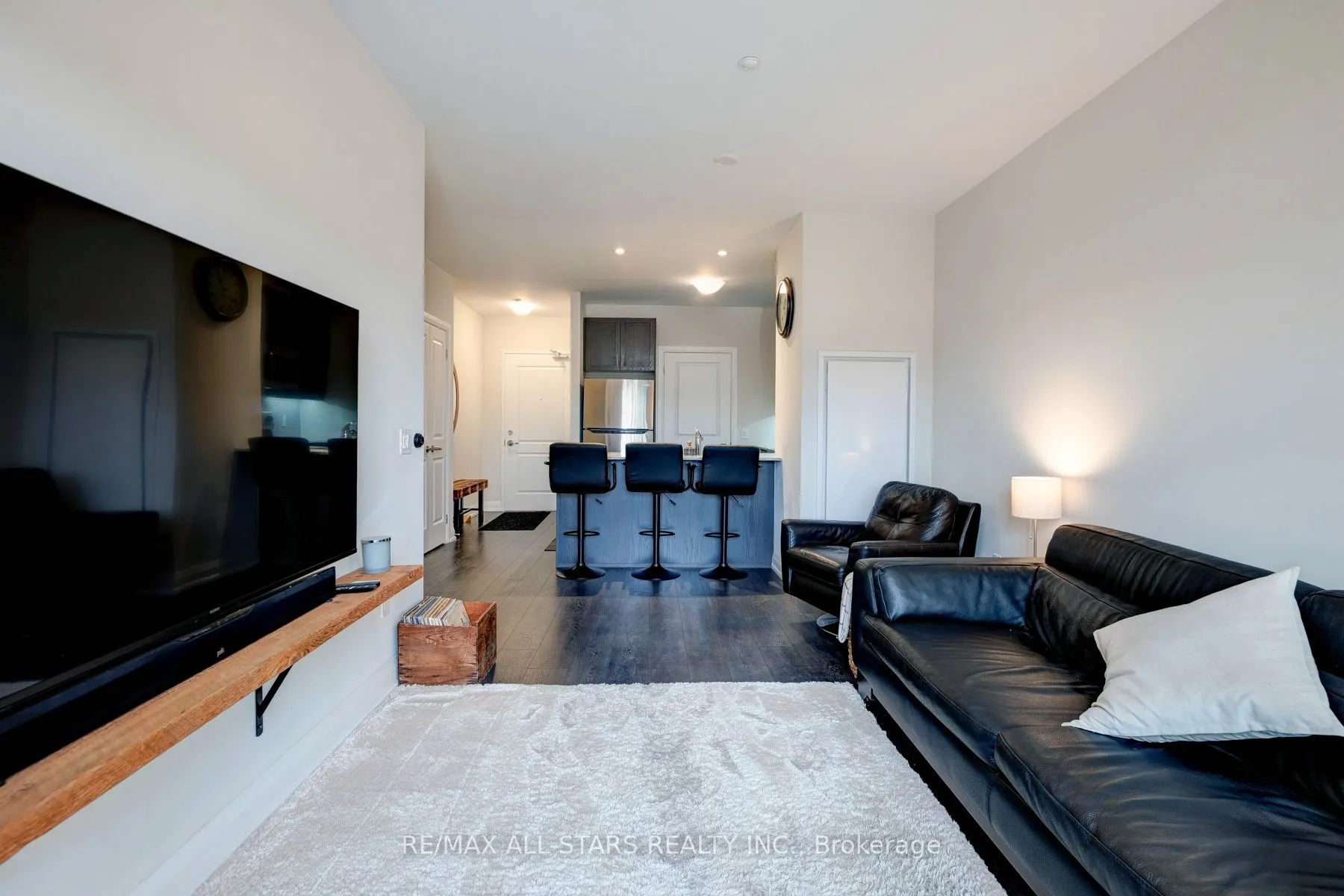5917 Main Street, #309