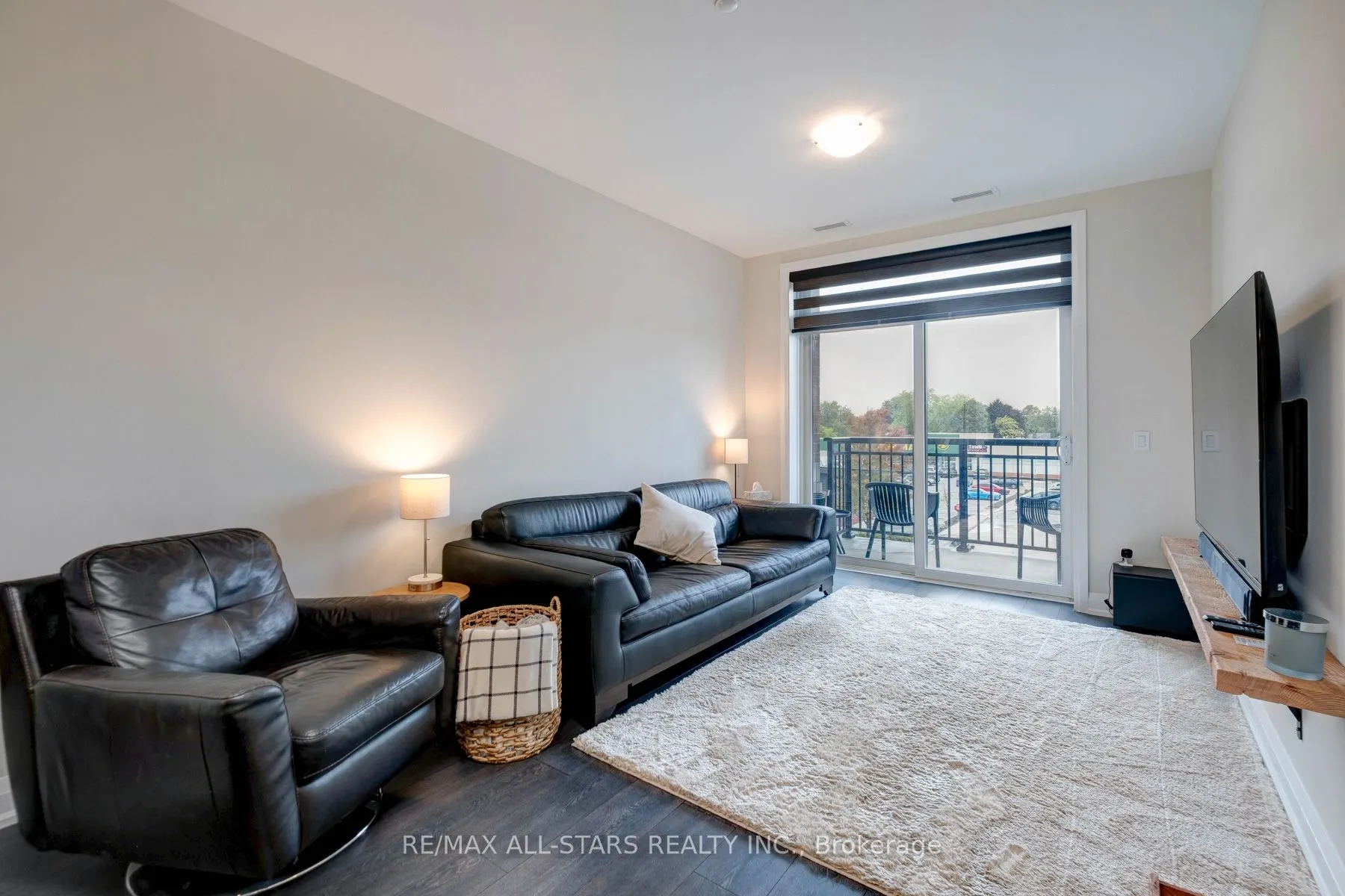 5917 Main Street, #309