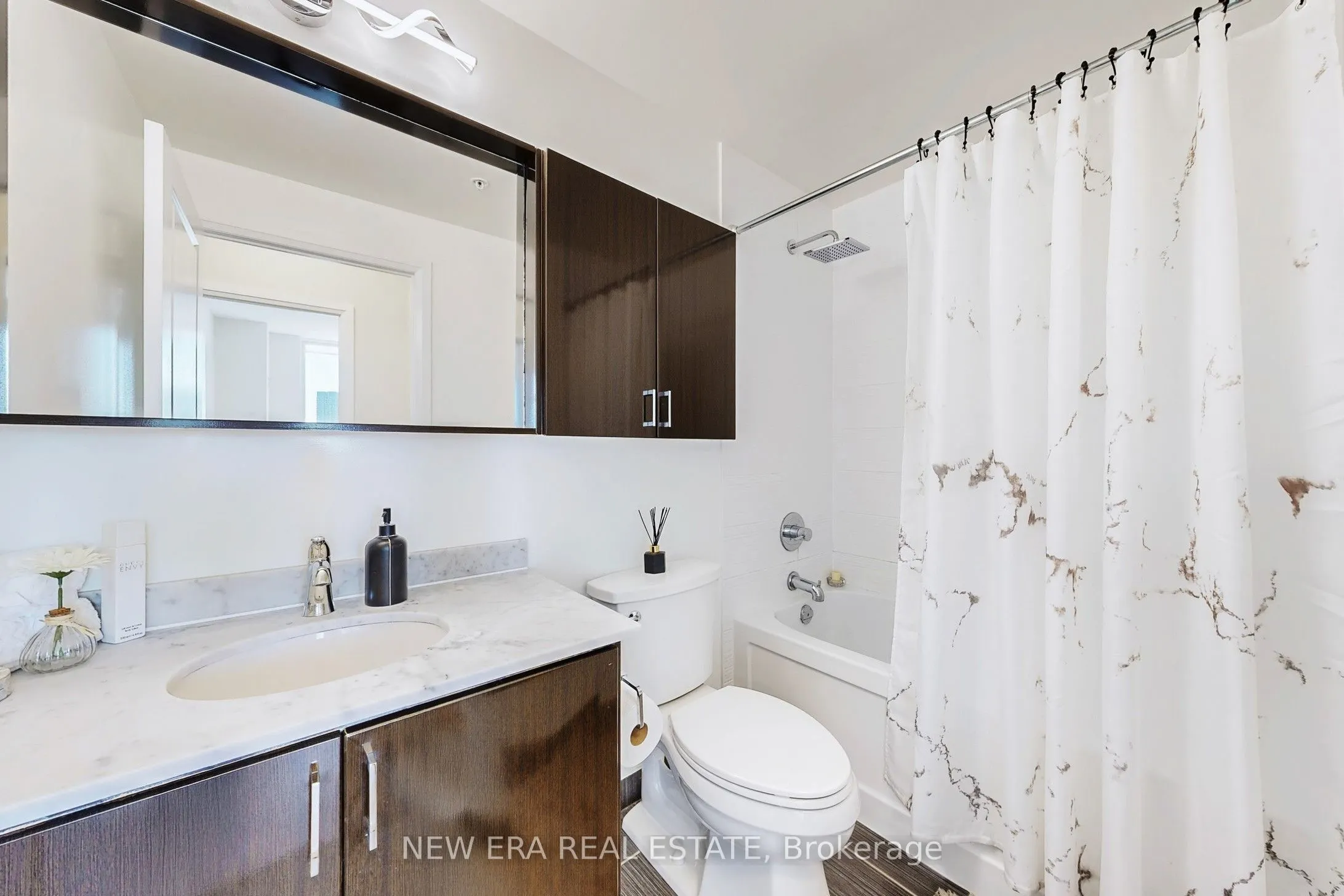 75 North Park Road, #1206