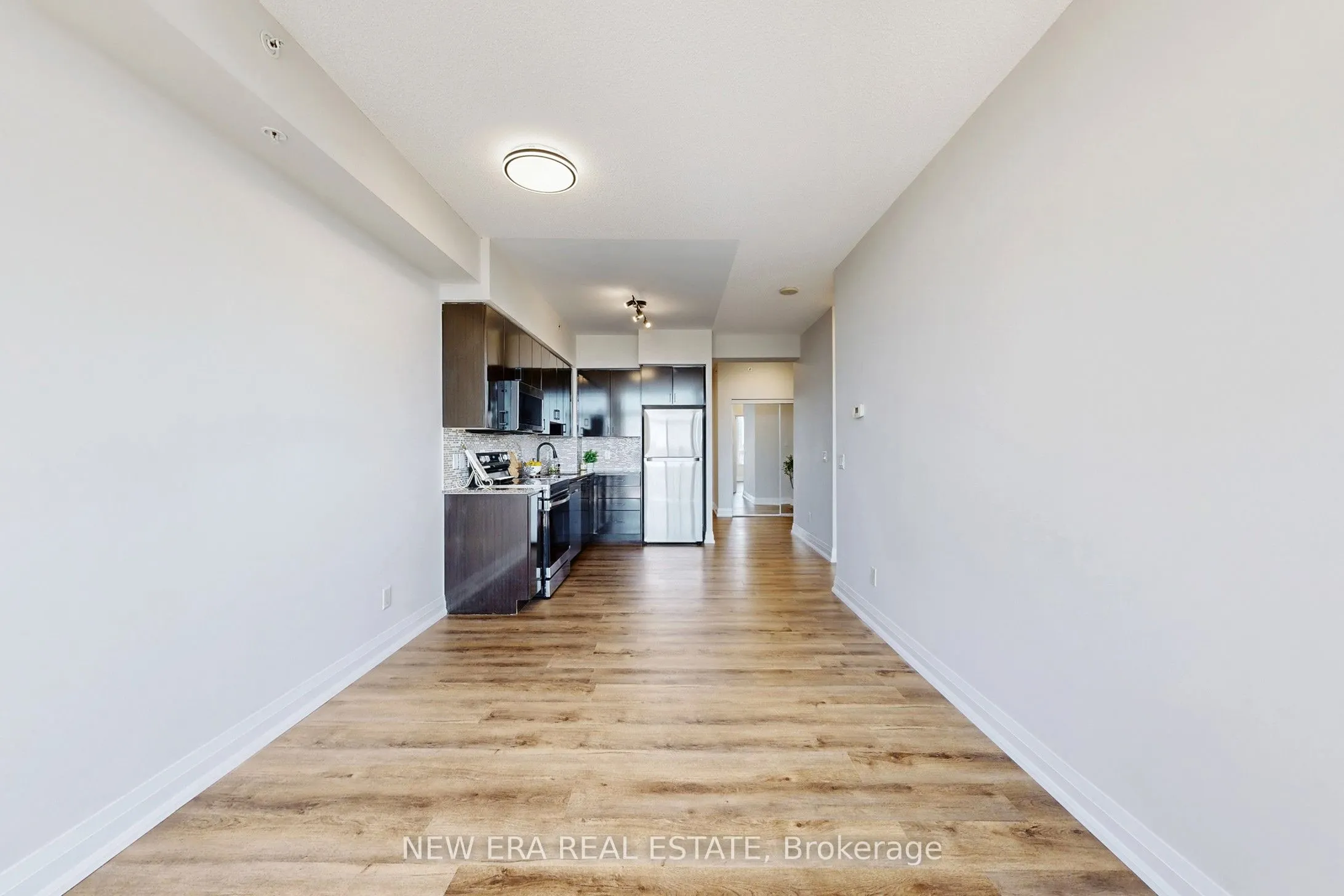 75 North Park Road, #1206