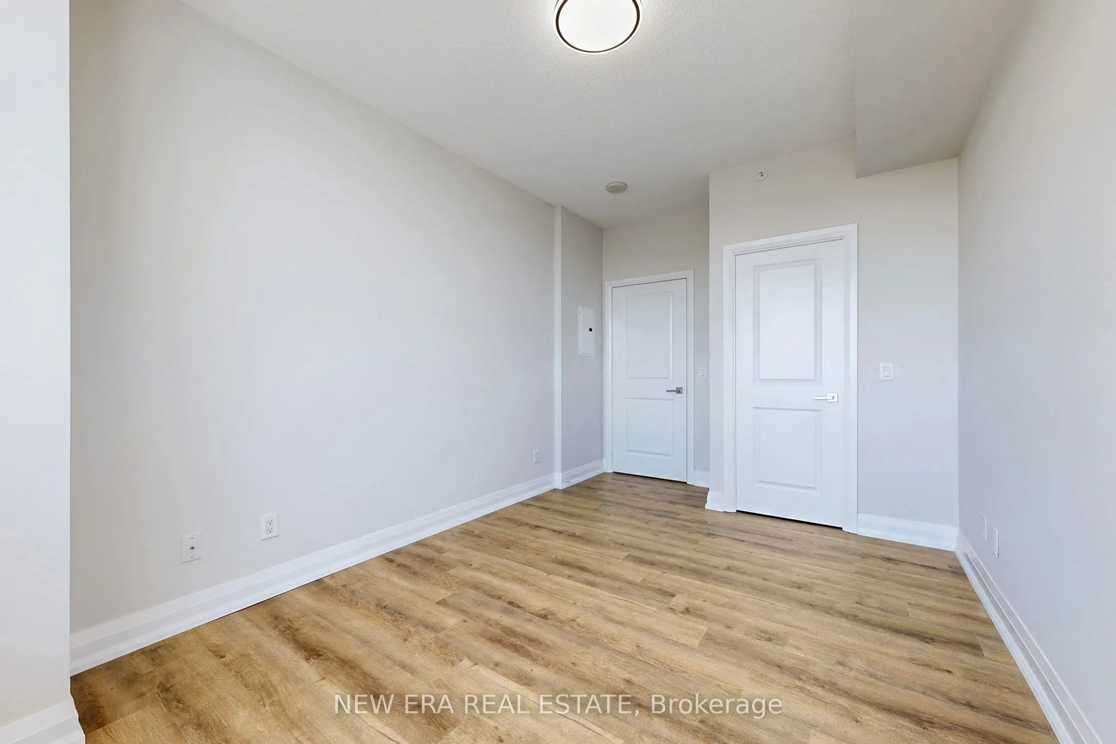75 North Park Road, #1206