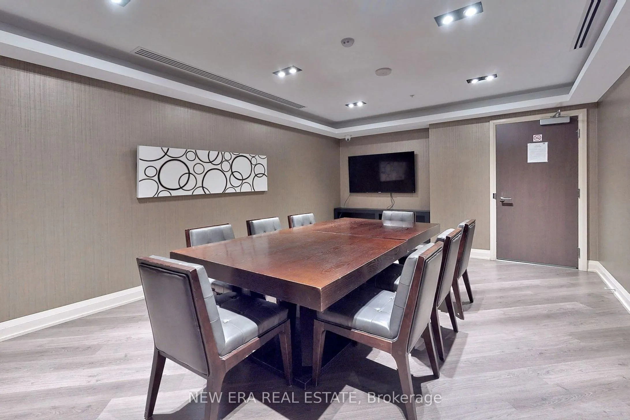 75 North Park Road, #1206