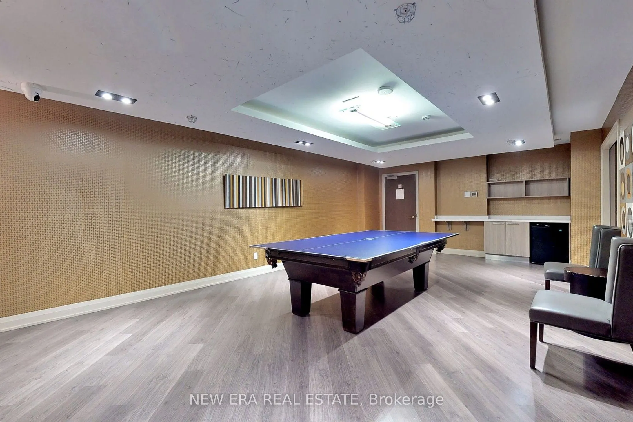 75 North Park Road, #1206