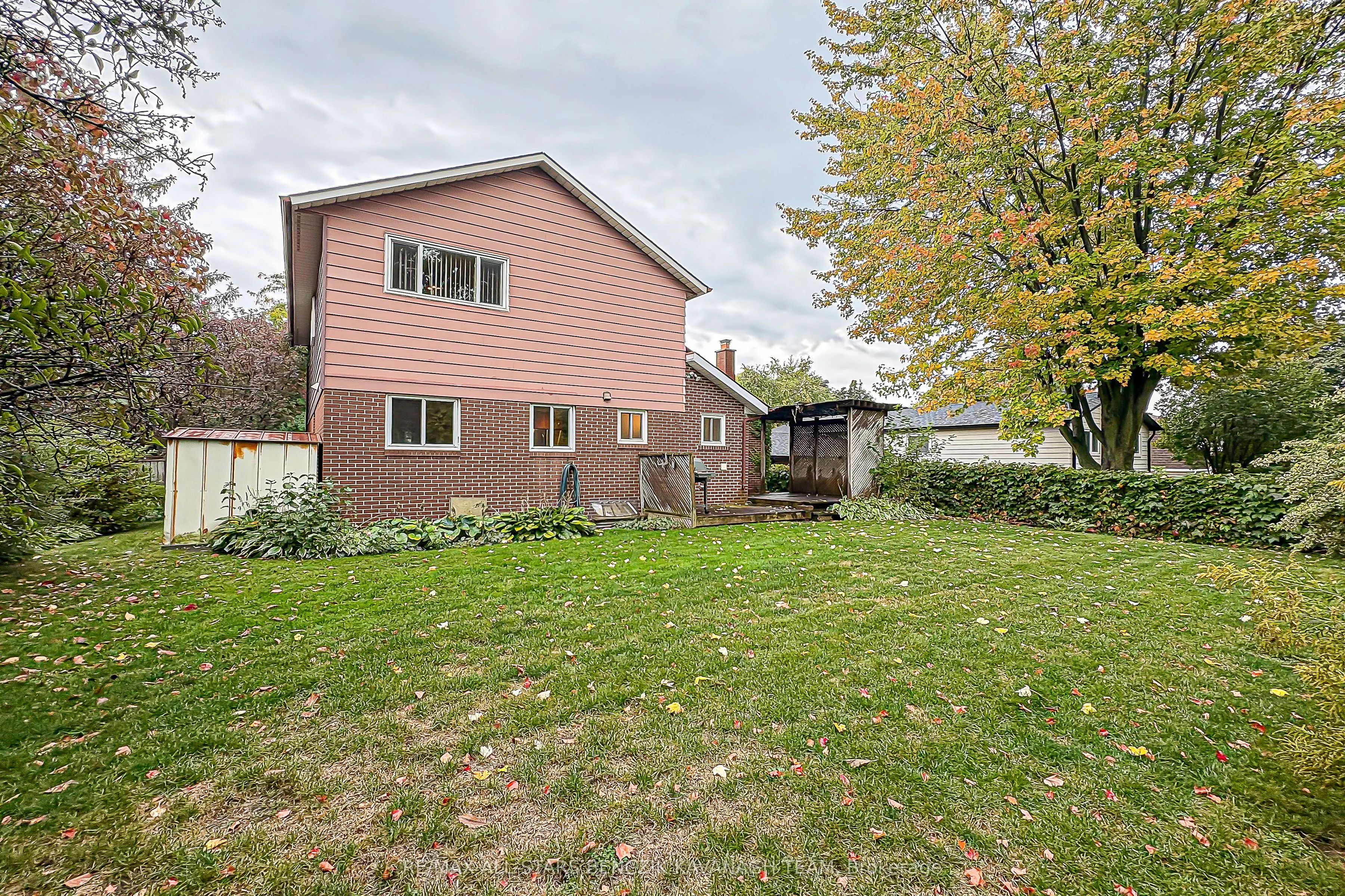 75 Pringle Avenue