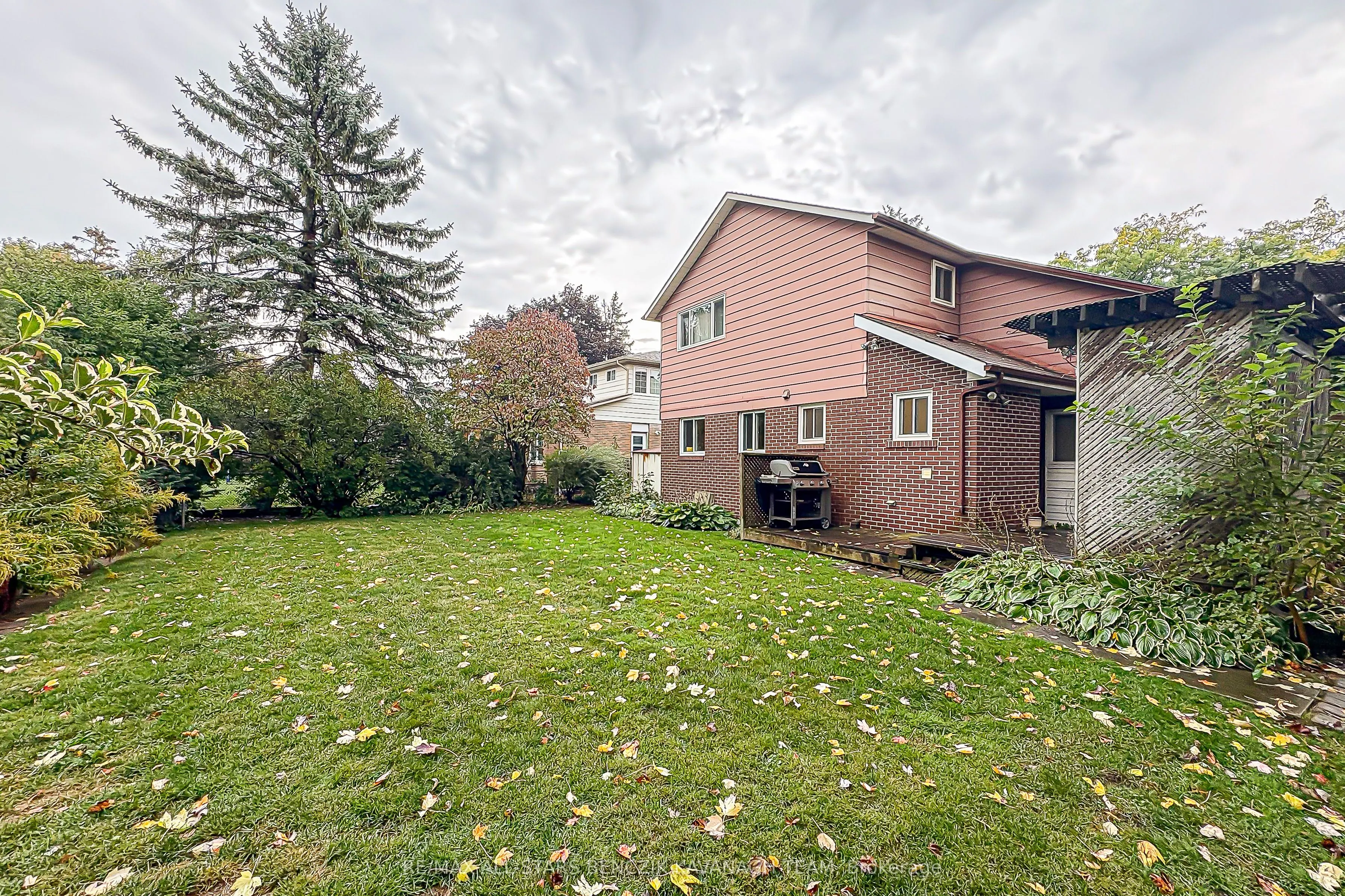 75 Pringle Avenue