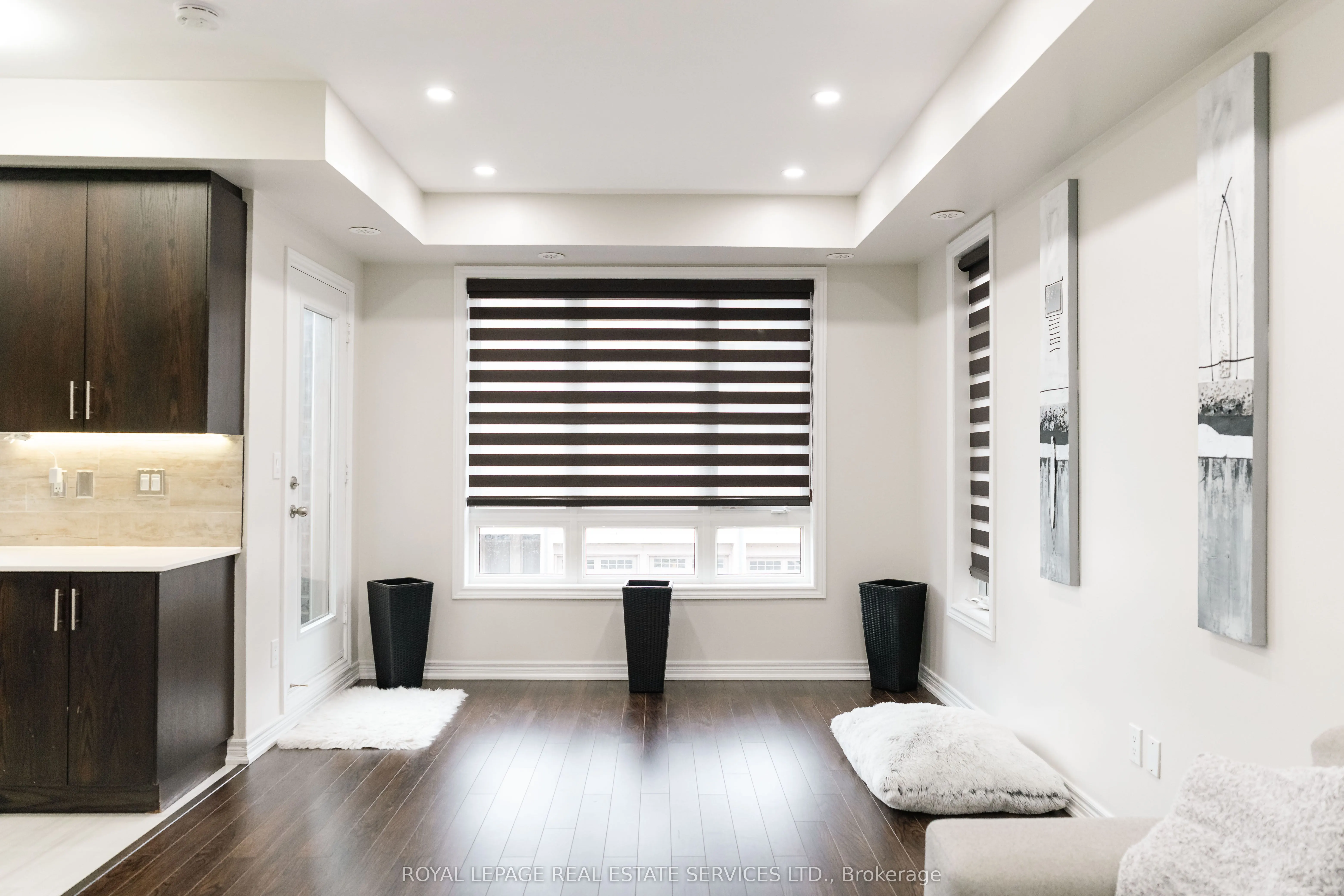 9621 Jane Street, #13