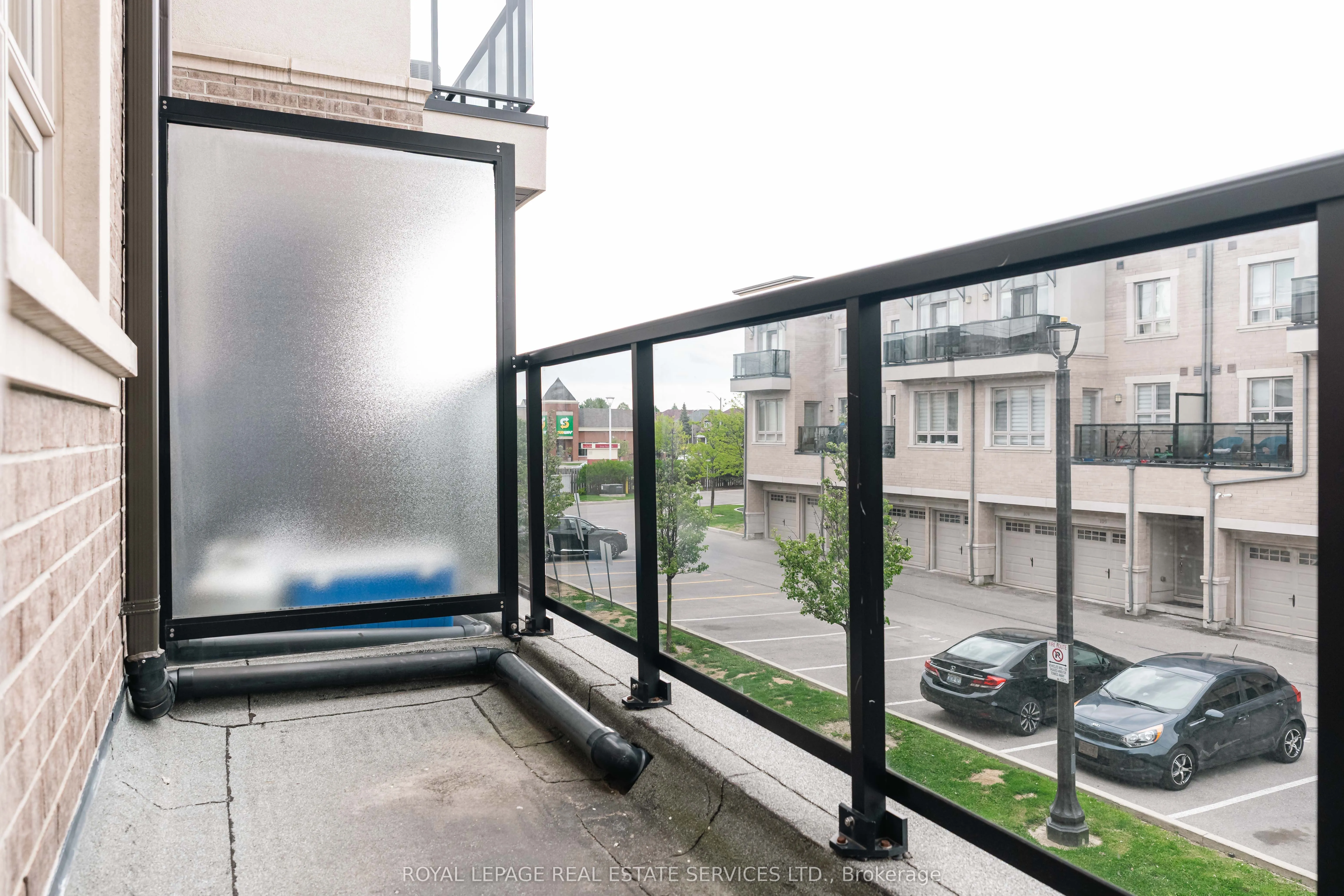 9621 Jane Street, #13