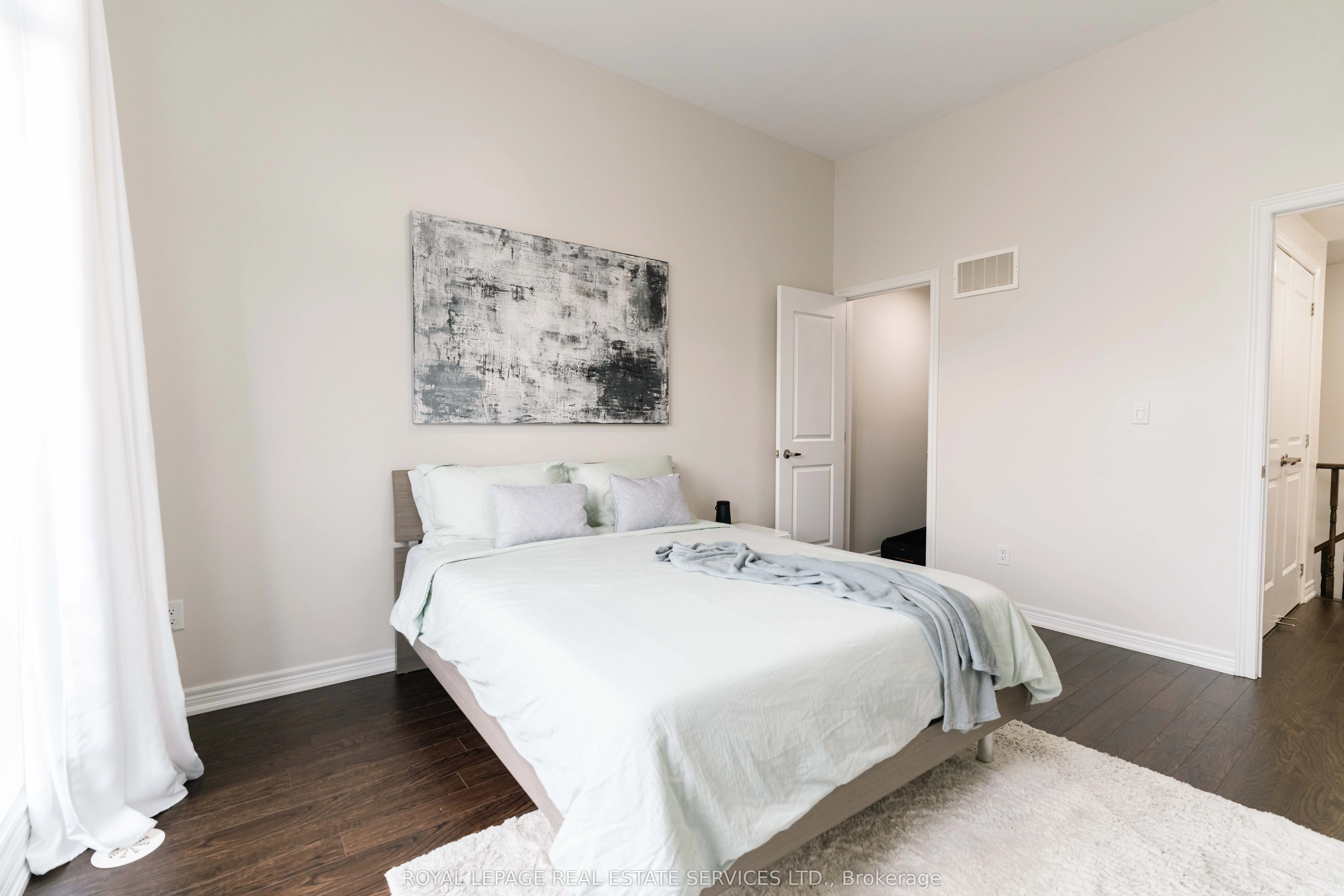 9621 Jane Street, #13