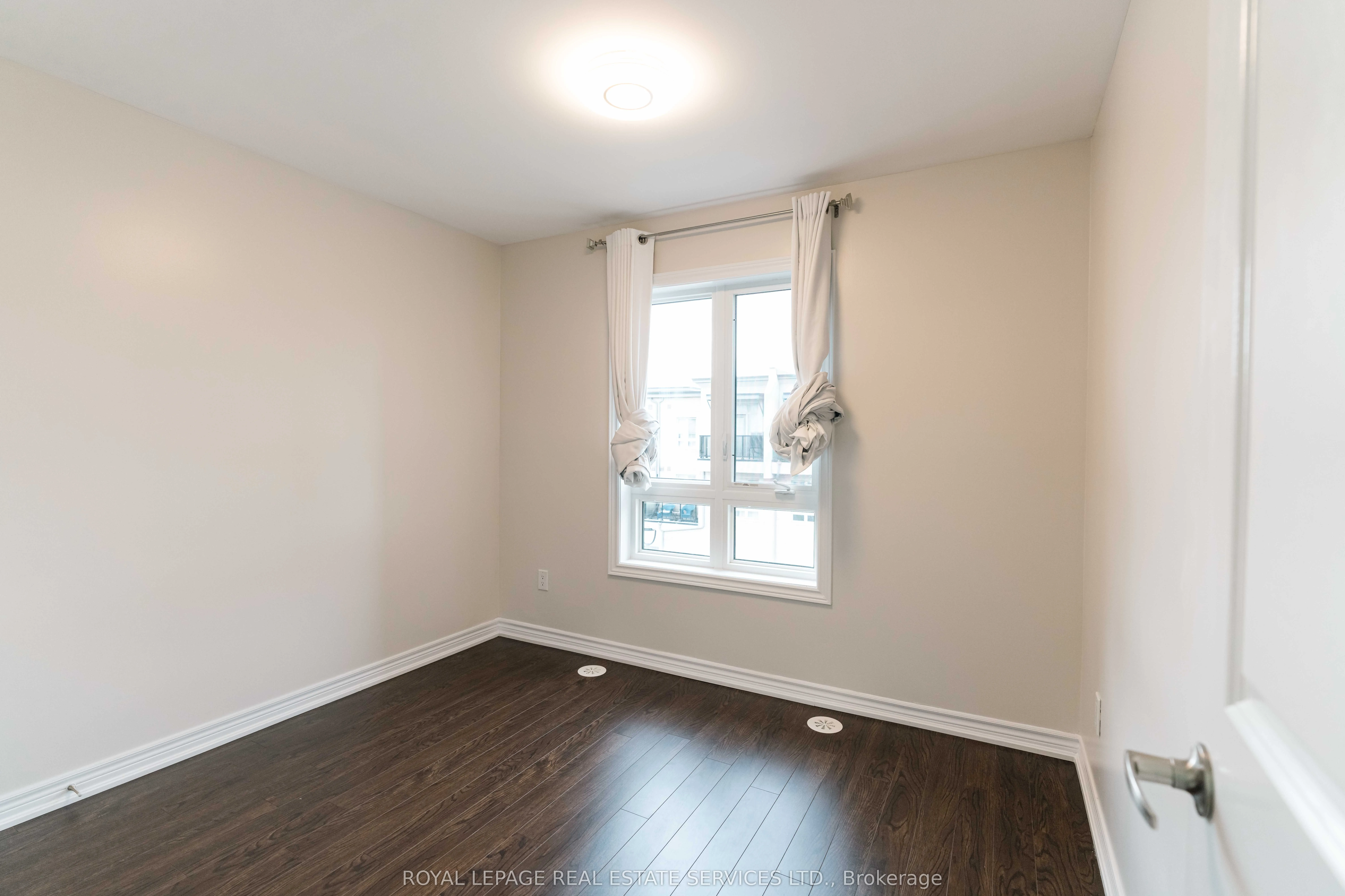 9621 Jane Street, #13