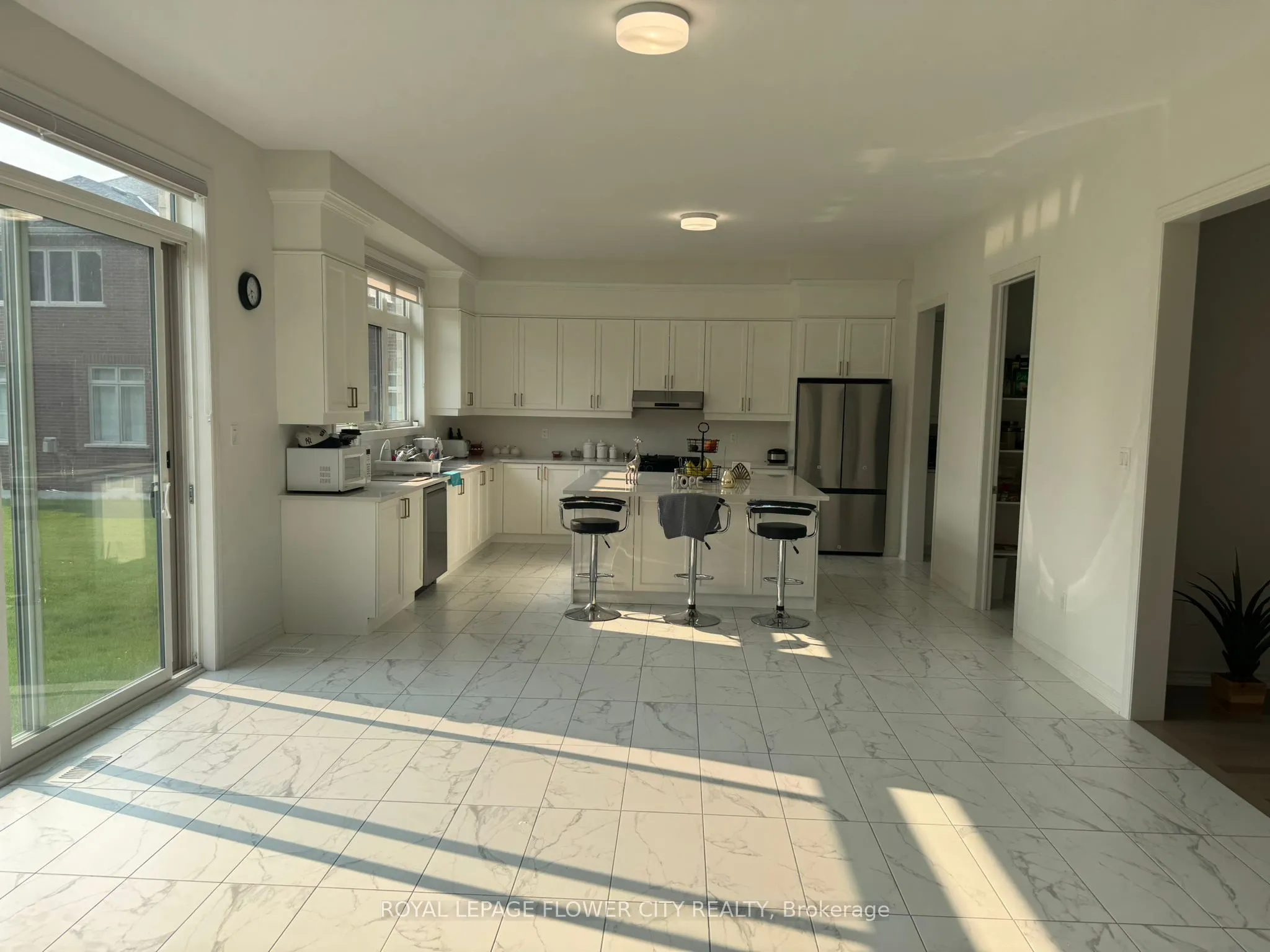 32 Twinleaf Crescent