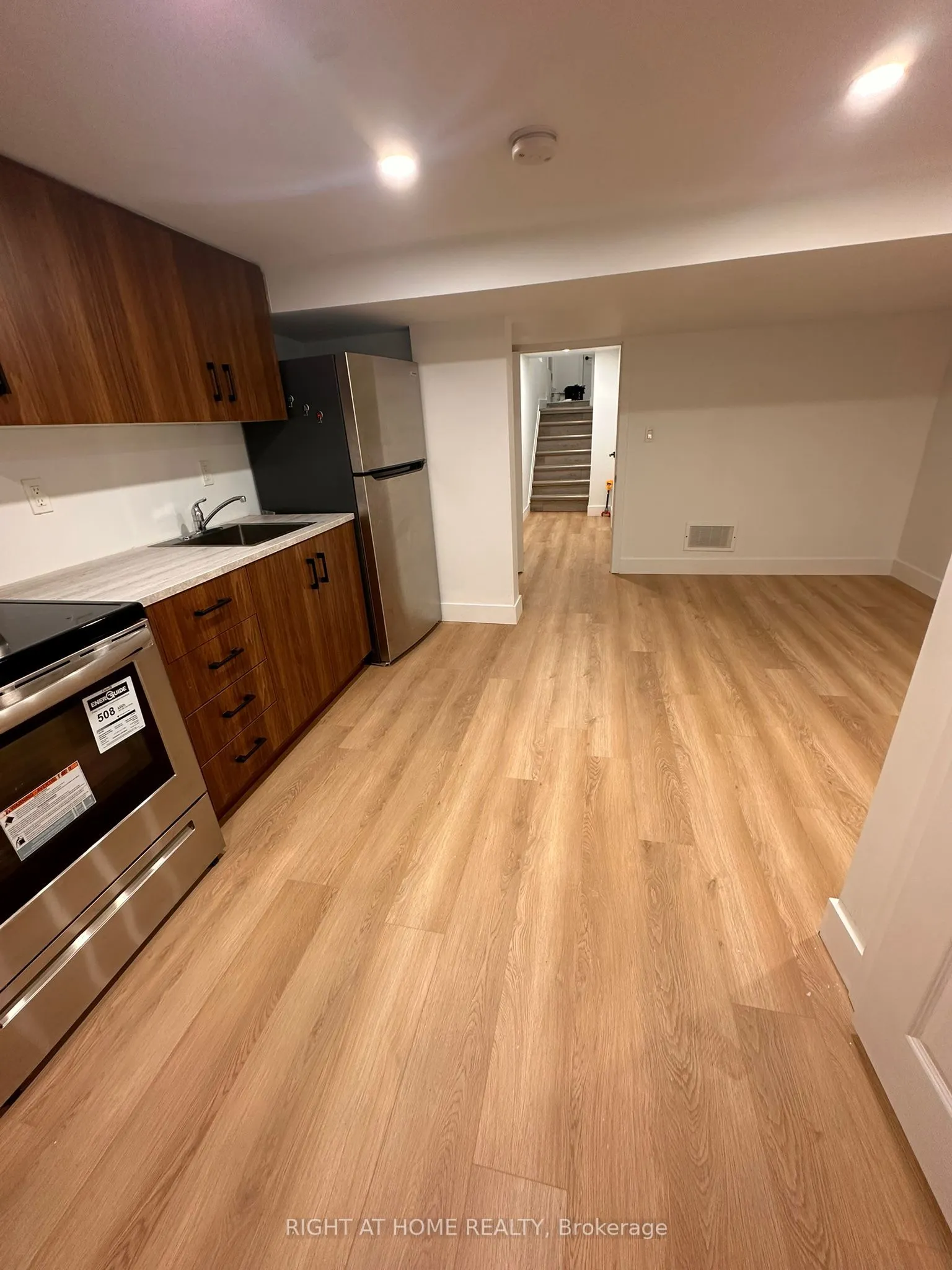 24 Sunbay Court, #Bsmt 1