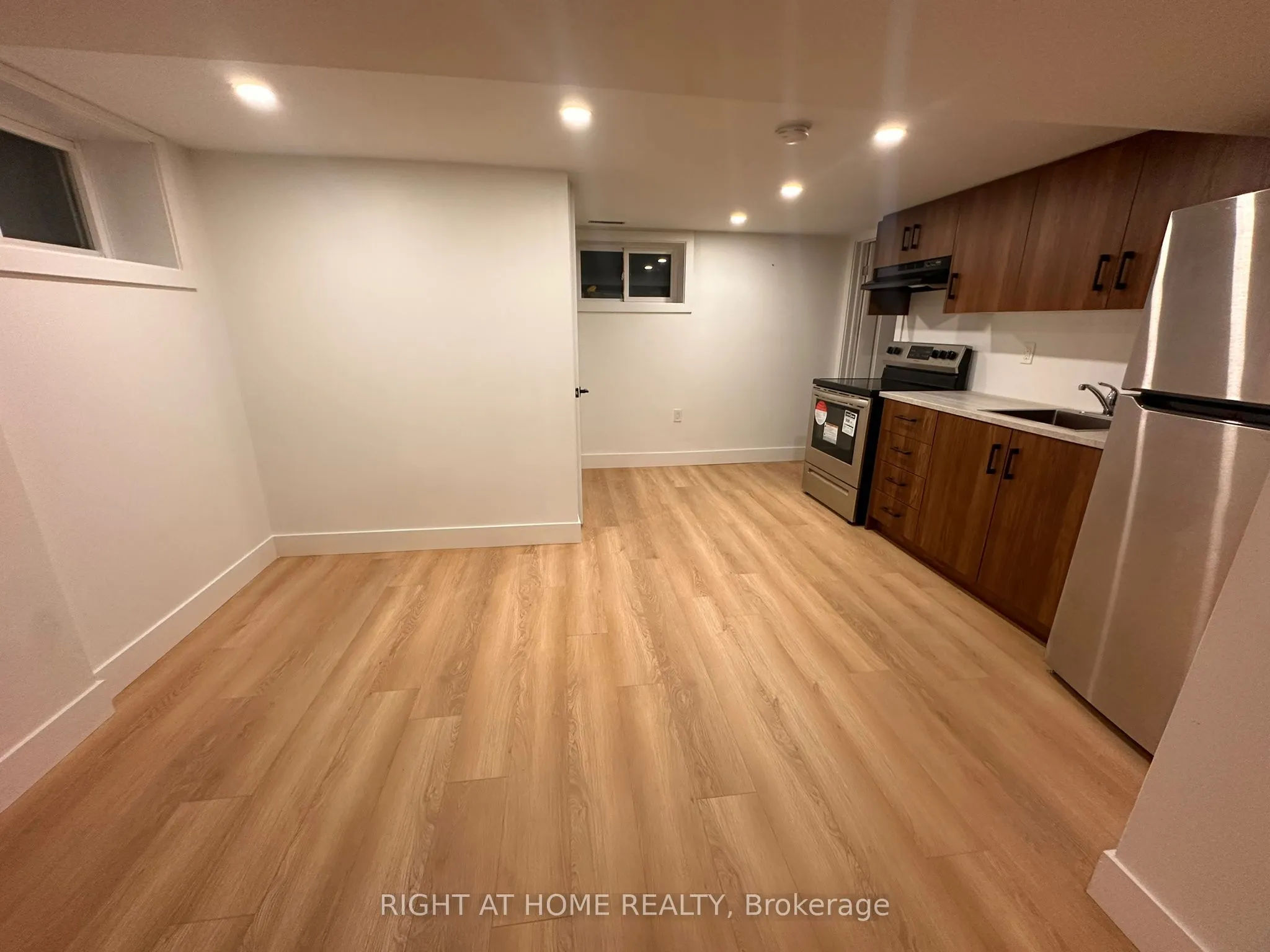 24 Sunbay Court, #Bsmt 1