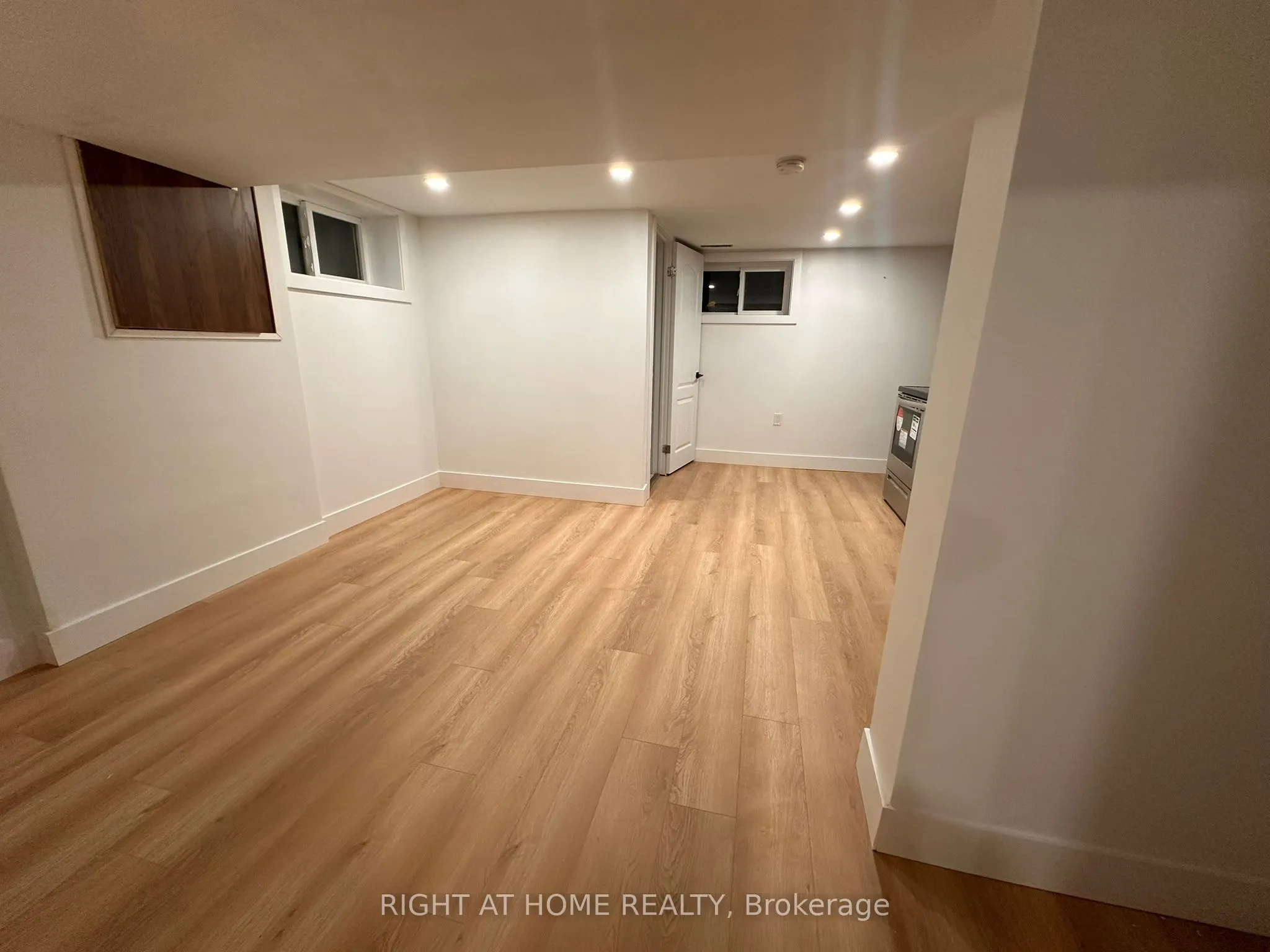 24 Sunbay Court, #Bsmt 1