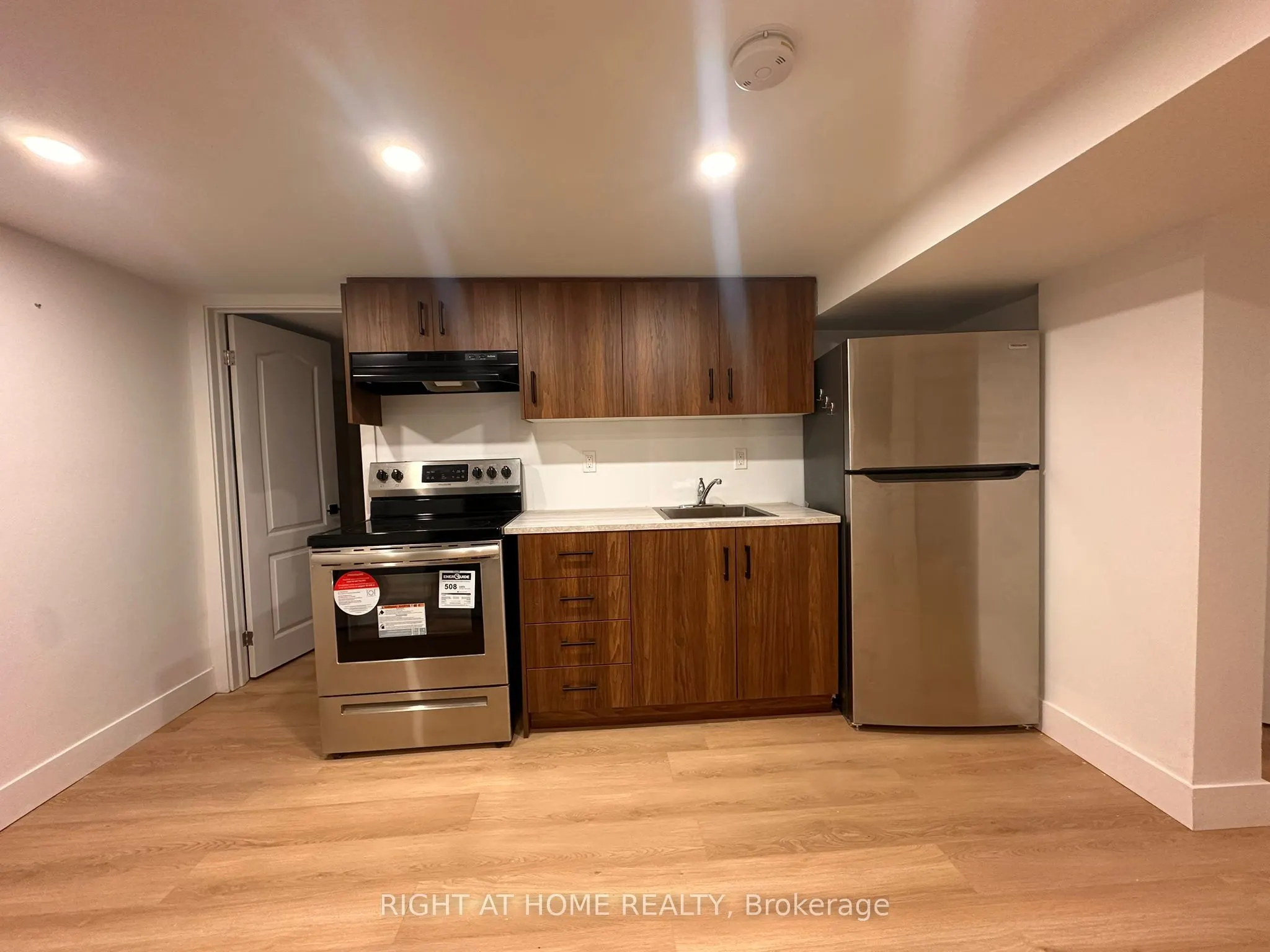24 Sunbay Court, #Bsmt 1