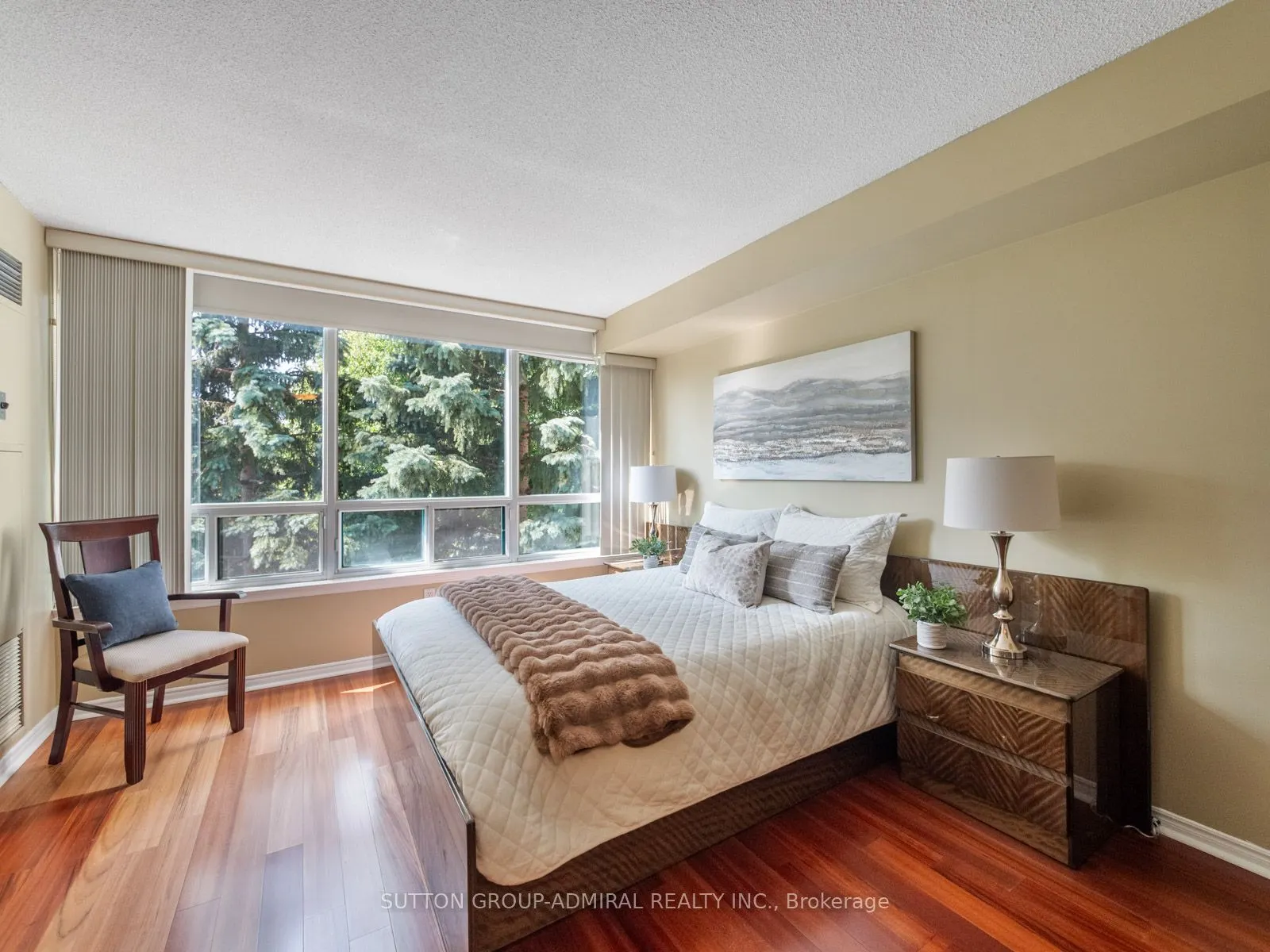 7250 Yonge Street, #407